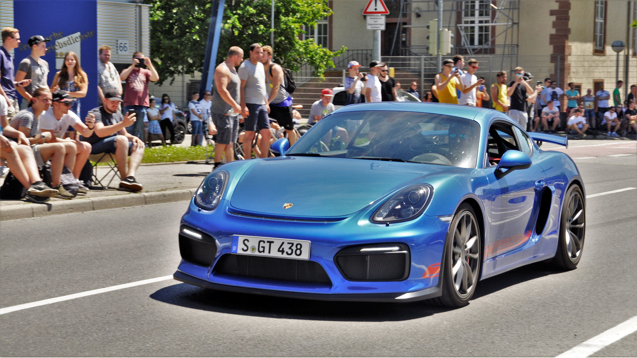 Porsche Cayman GT4 - S-GT438