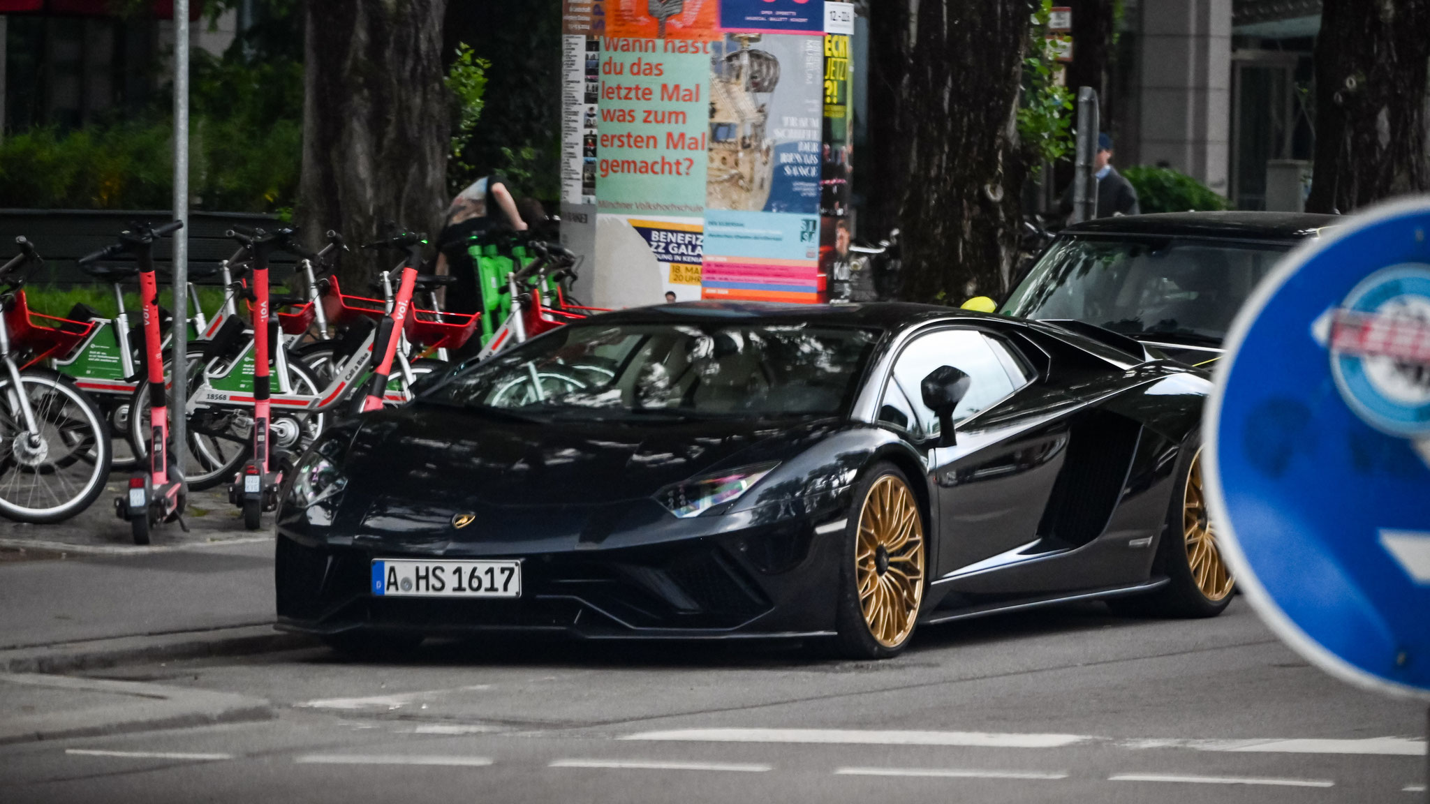 Lamborghini Aventador S - A-HS1617