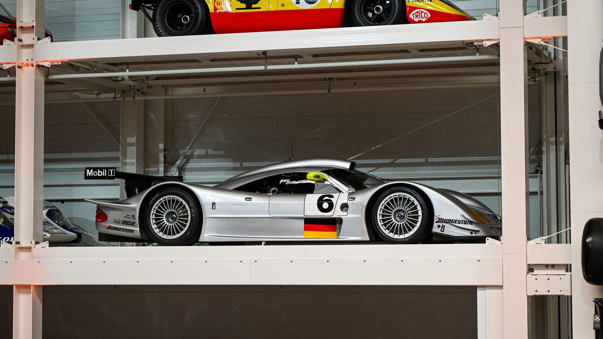 Mercedes-Benz CLR (Loh)