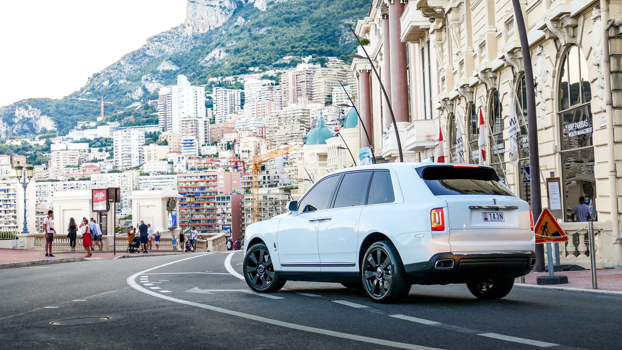 Rolls Royce Cullinan - 143N (MC)
