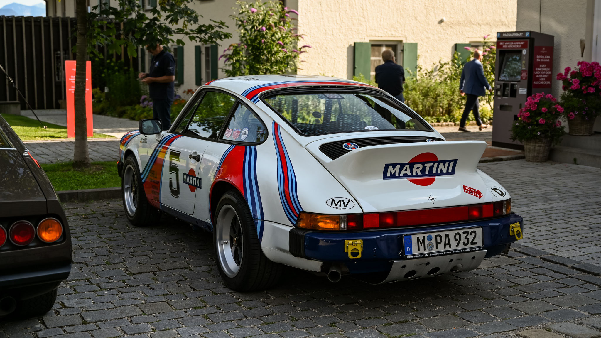 Porsche 911 Carrera - M-PA932