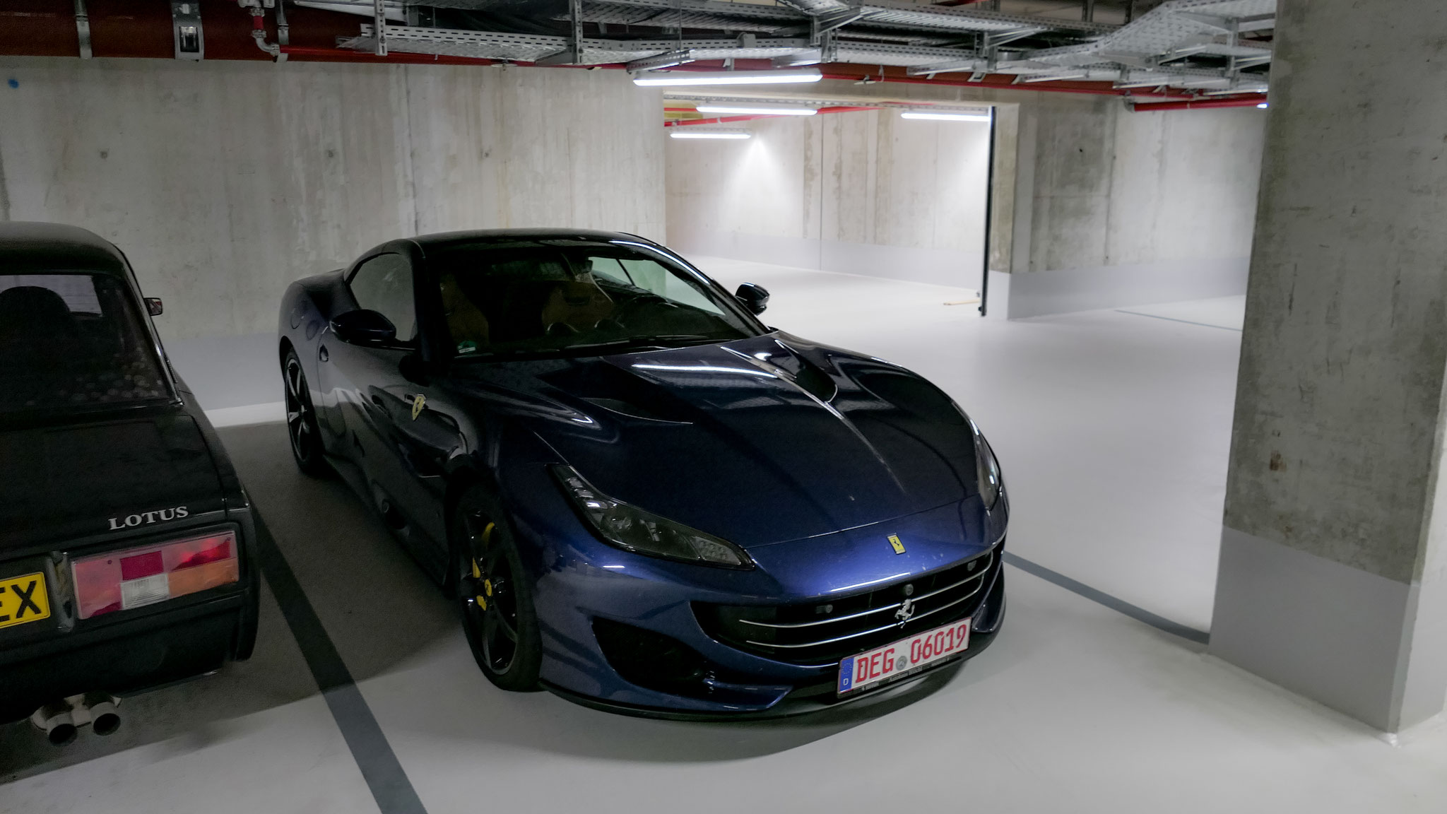 Ferrari Portofino - DEG-06019