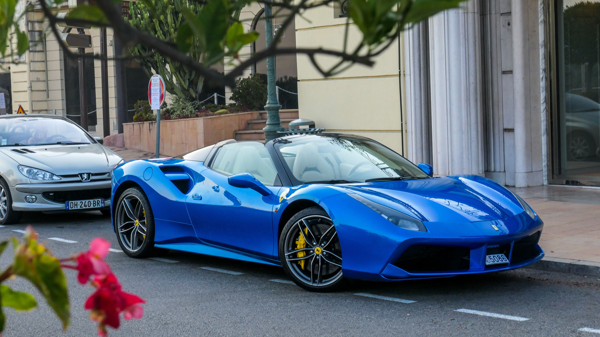 Ferrari 488 Spider - 5086 (MC)