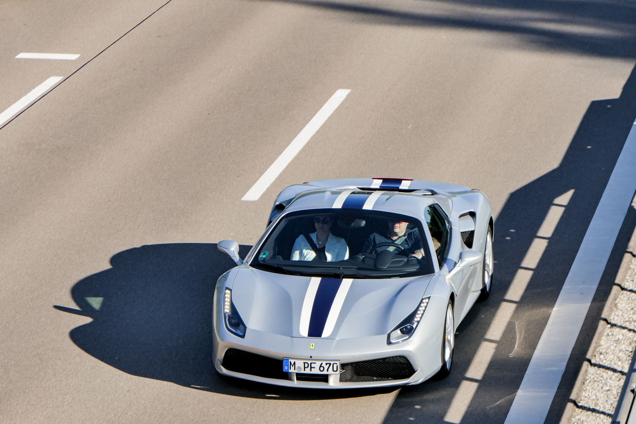 Ferrari 488 Spider - M-PF670