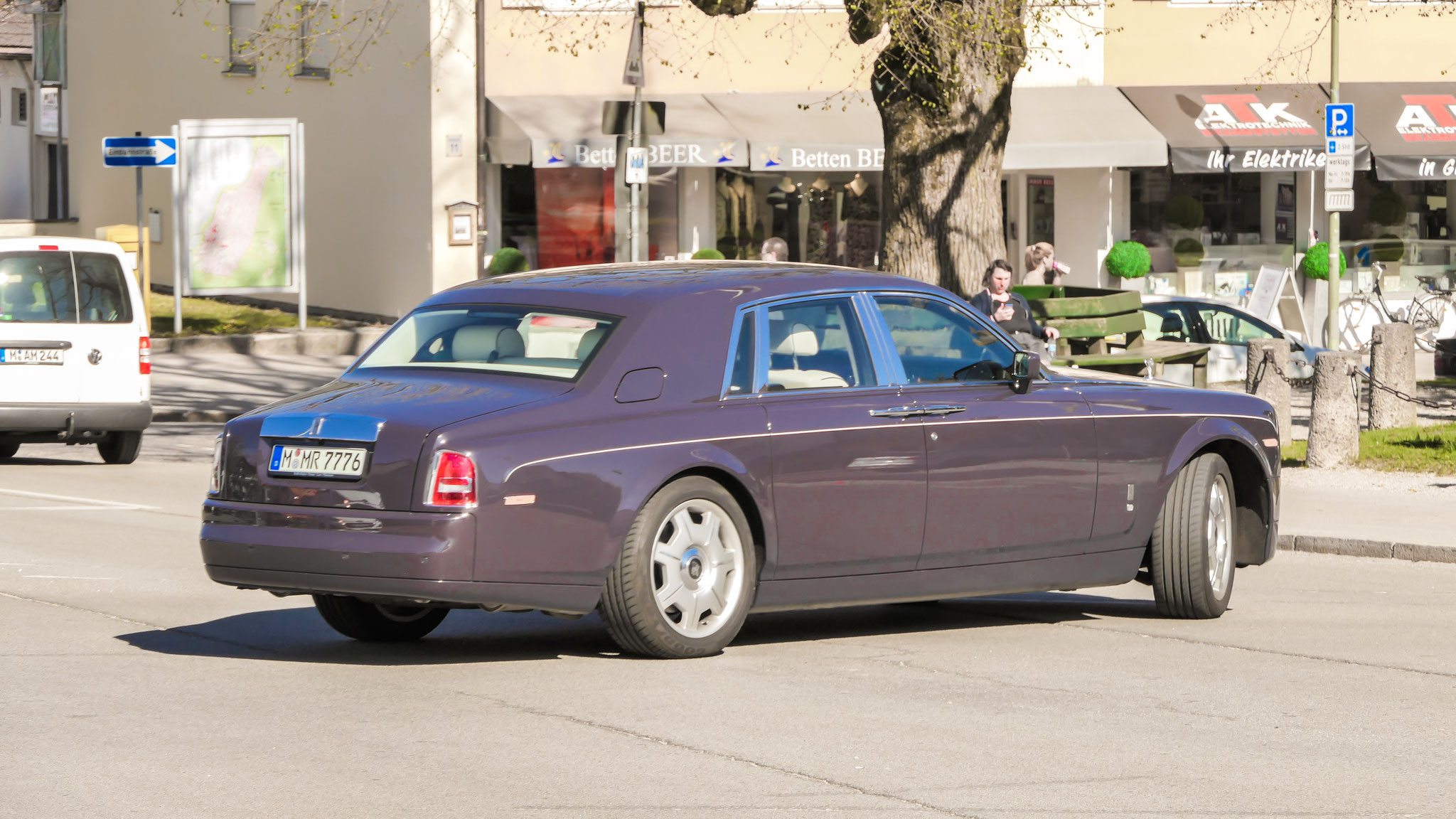 Rolls Royce Phantom - M-MR7776