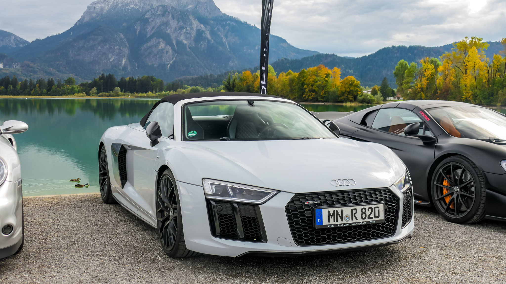 Audi R8 V10 Spyder - MN-R820