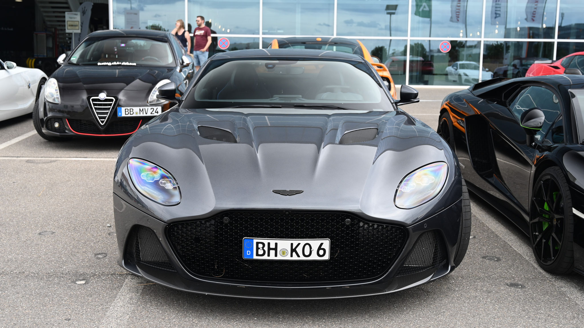 Aston Martin DBS Superleggera - BH-KO6