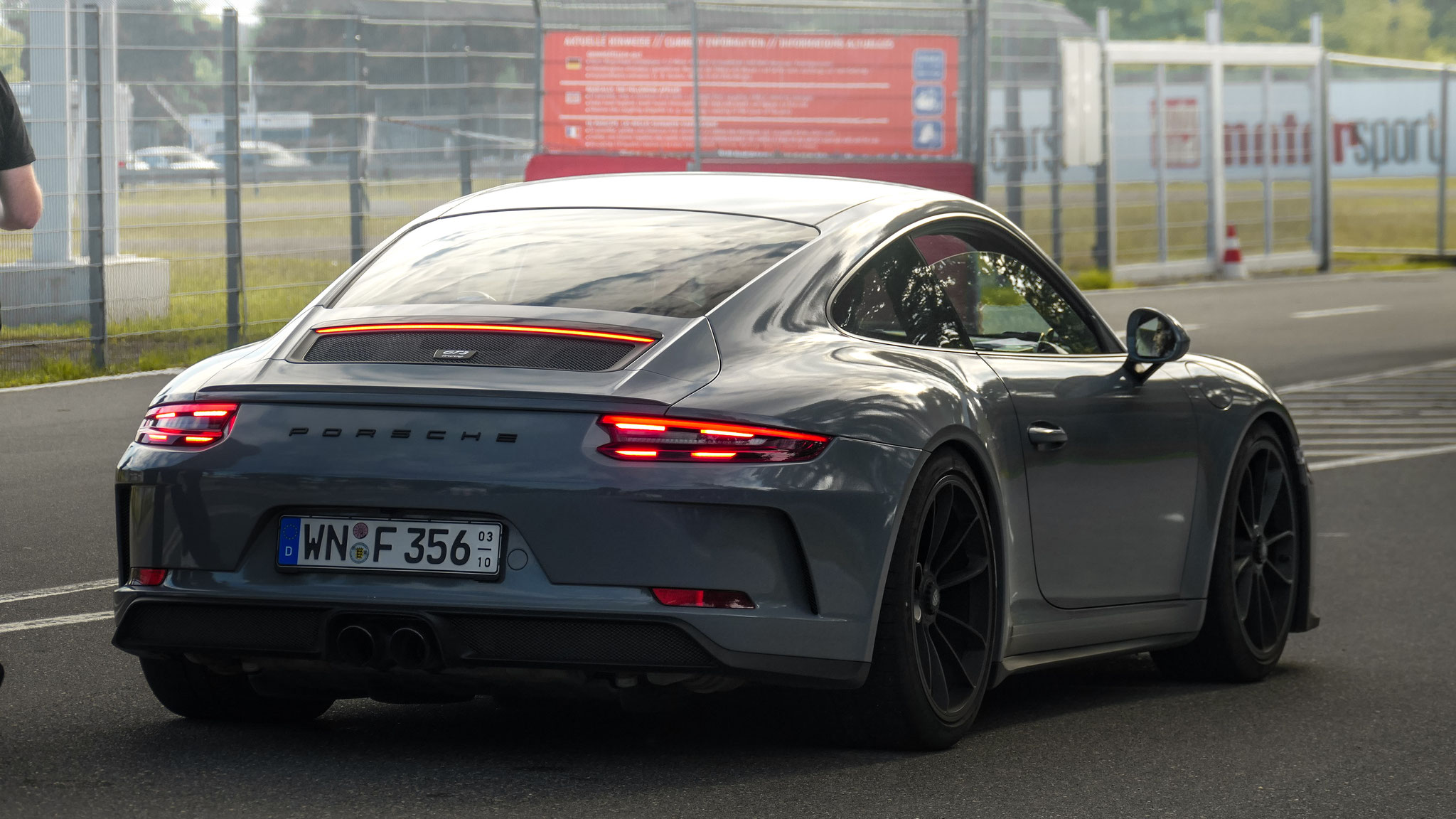 Porsche 991 GT3 Touring - WN-F356