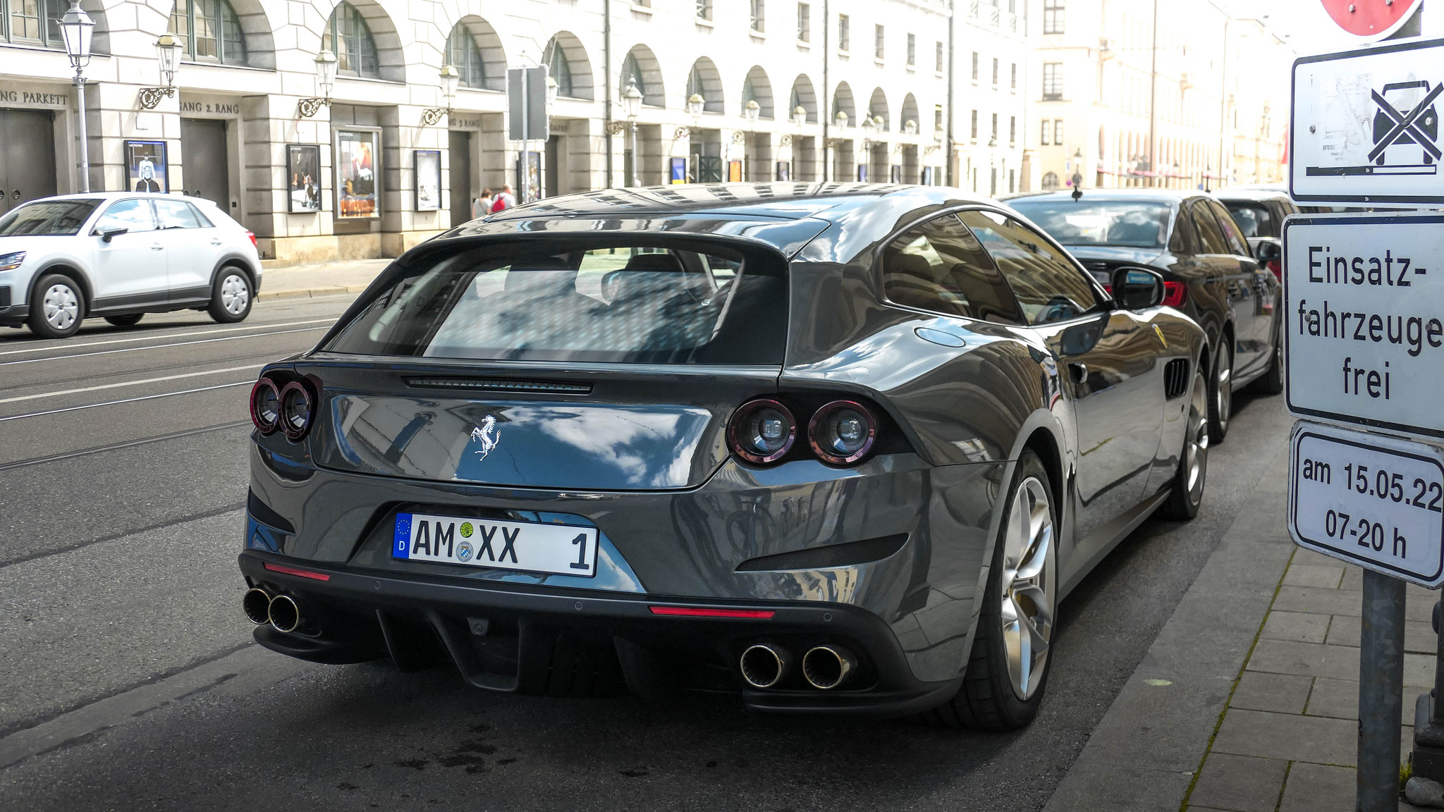 Ferrari GTC4 Lusso - AM-XX1