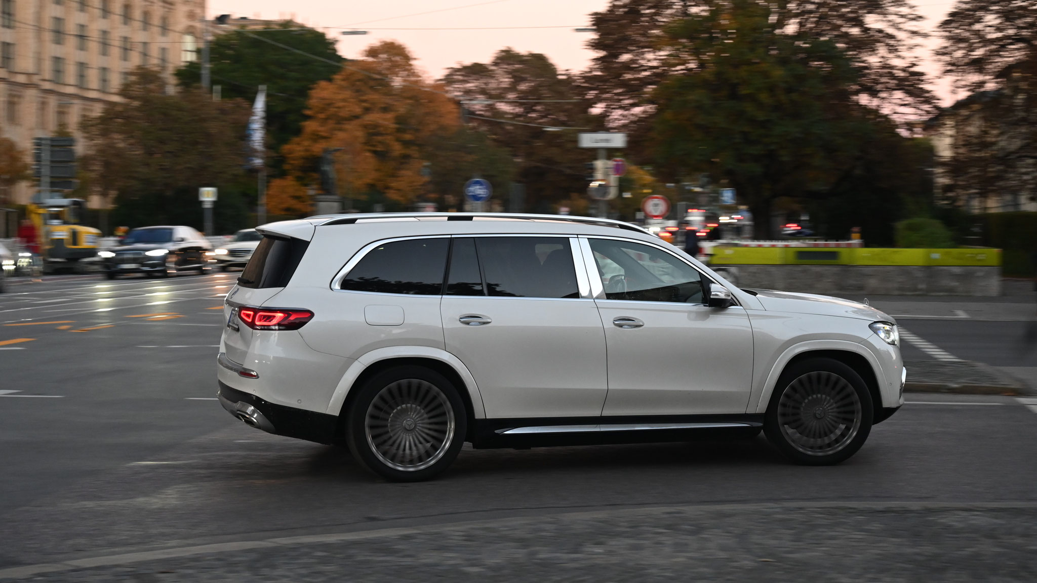 Mercedes-Maybach GLS 600 - STA-CJ101