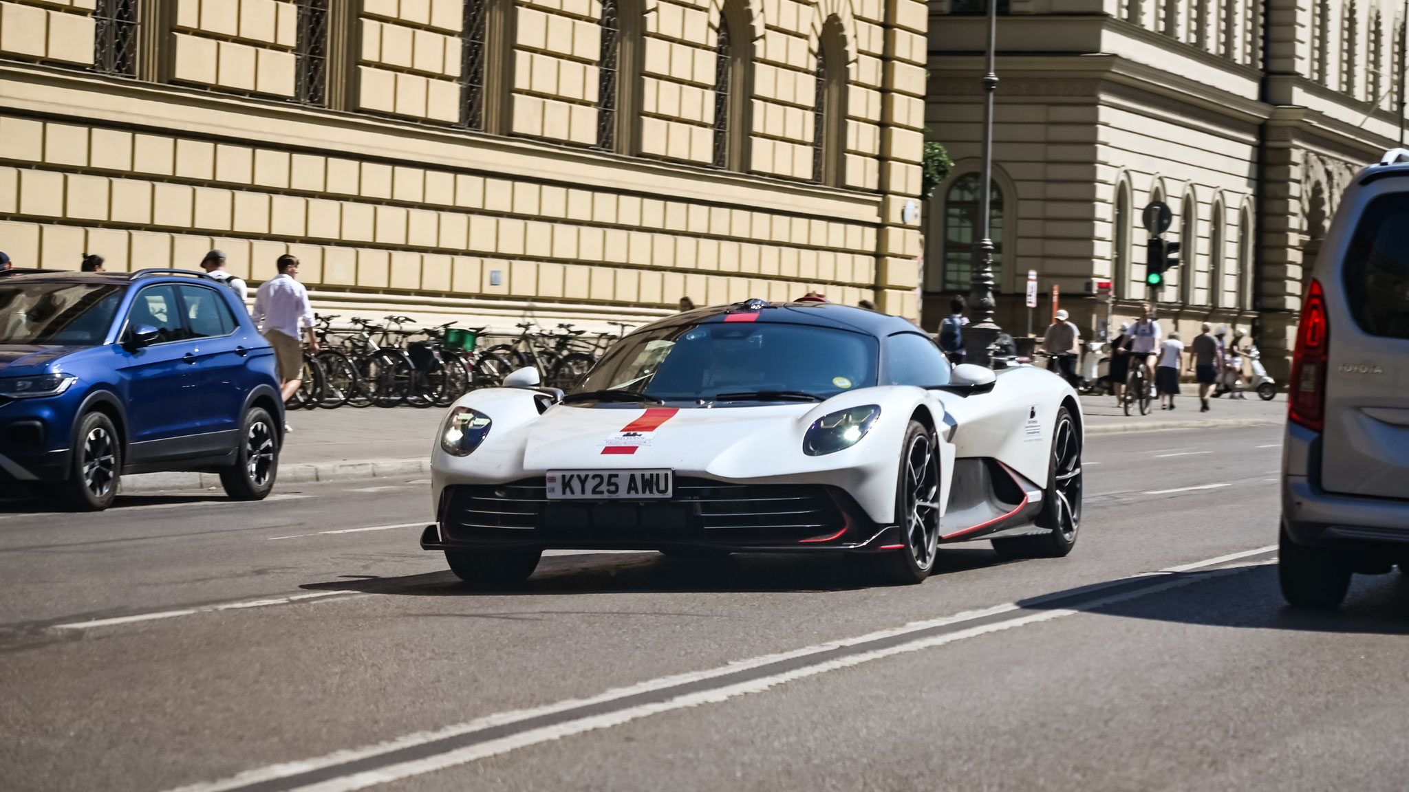 Aston Martin Valhalla - KY25AWU (UK)