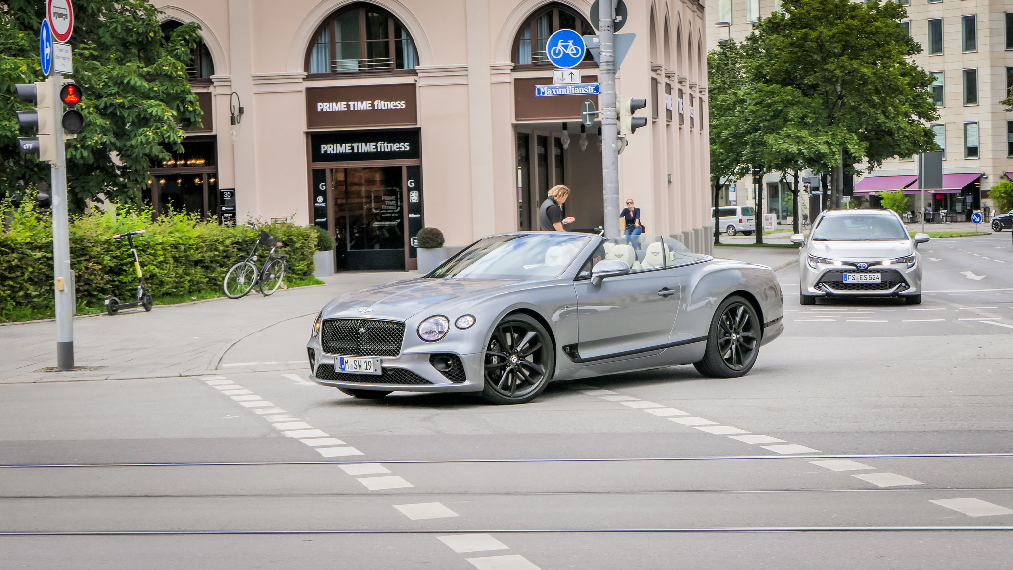 Bentley Continental GTC - M-SW19