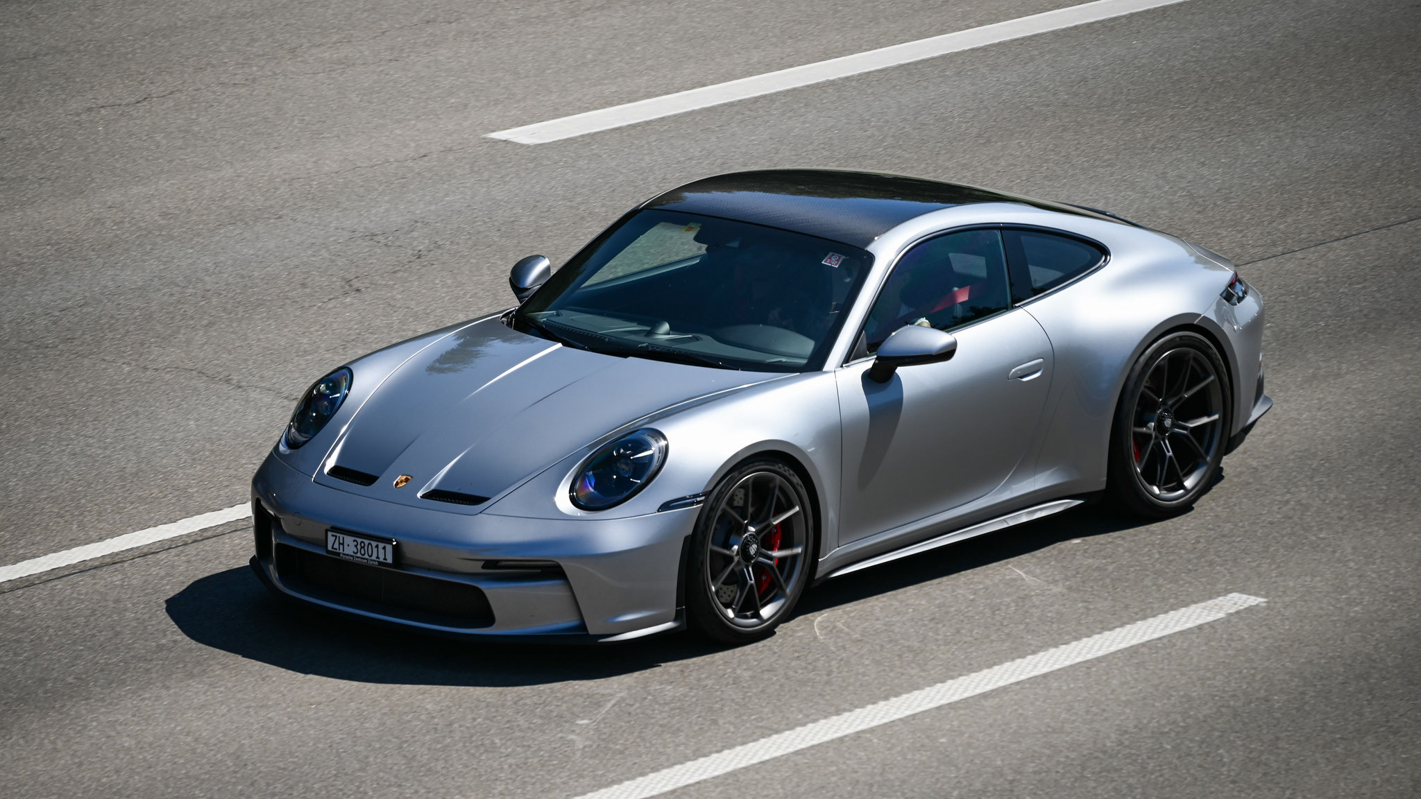 Porsche 992 GT3 Touring - ZH38011 (CH)