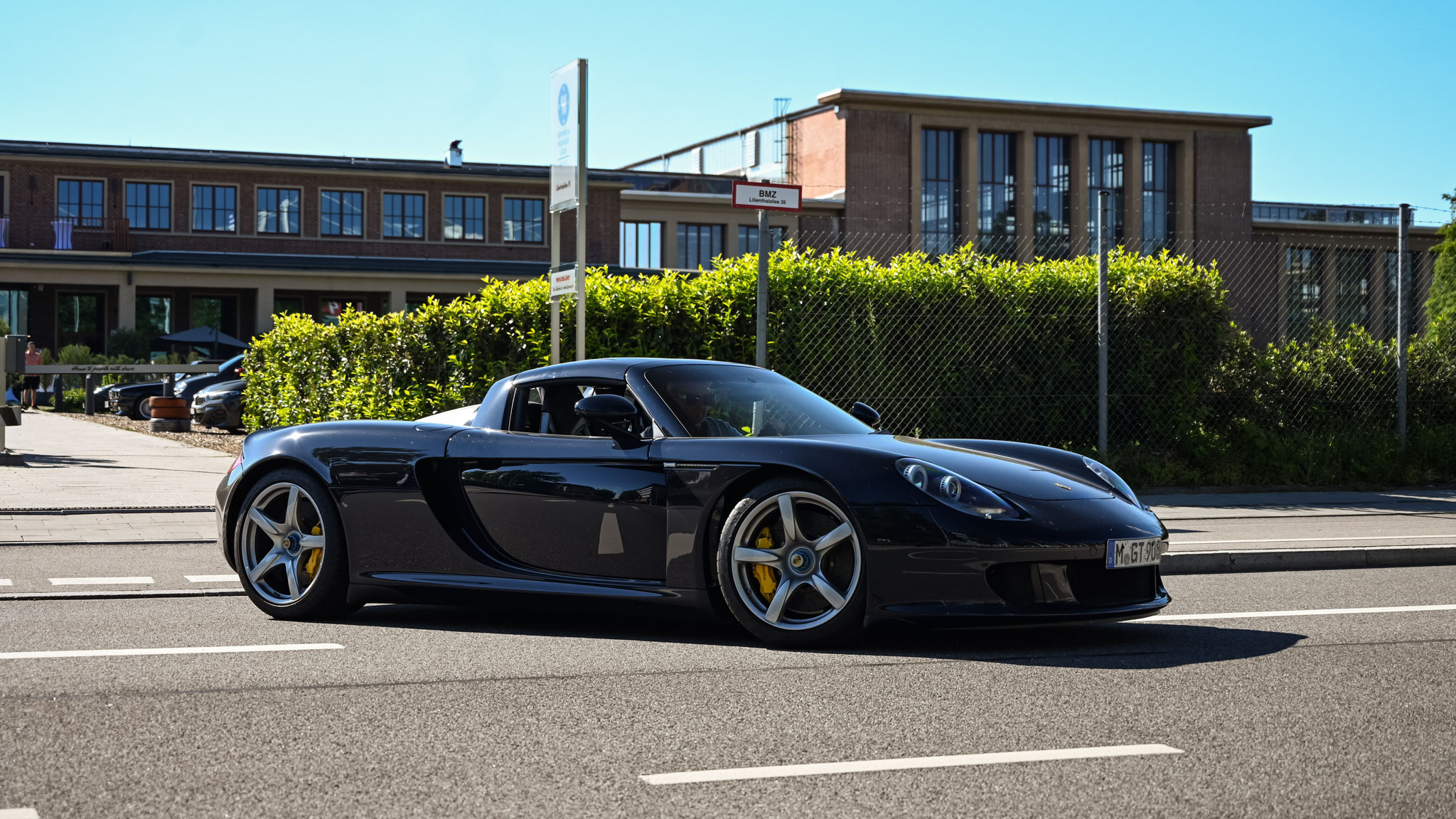 Porsche Carrera GT - M-GT908