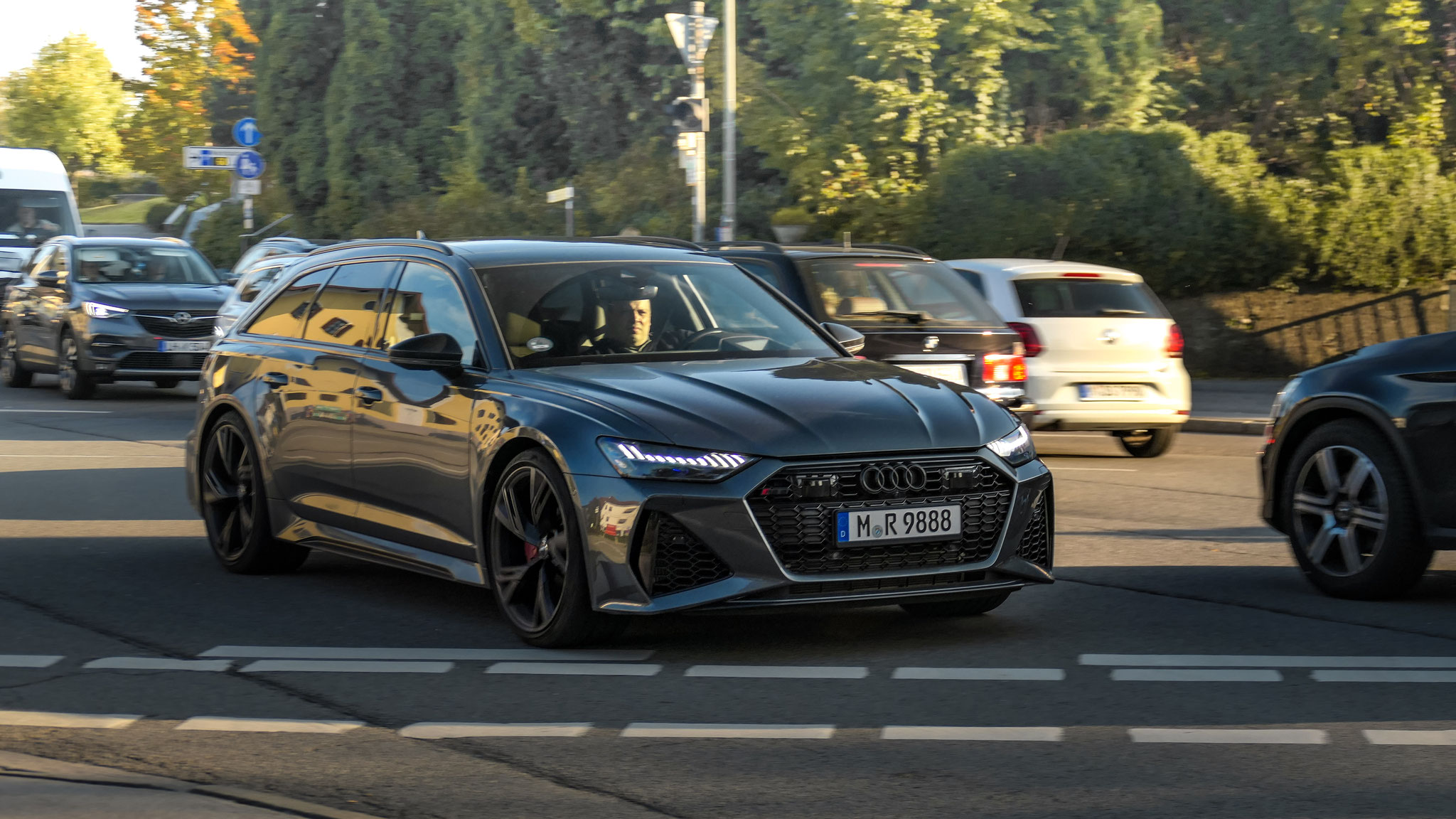 Audi RS6 - M-R9888