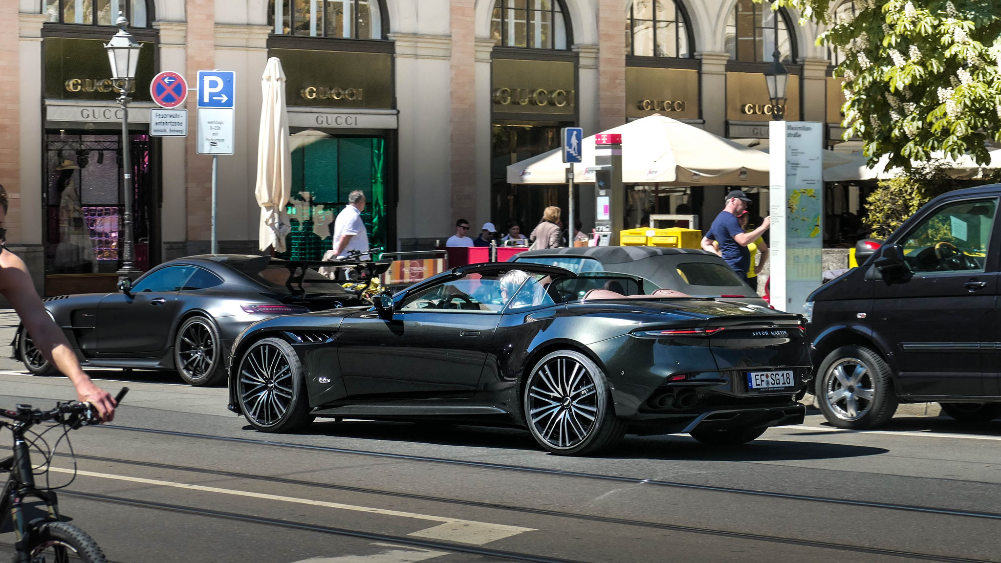 Aston Martin DBS Superleggera Volante - EF-SG18
