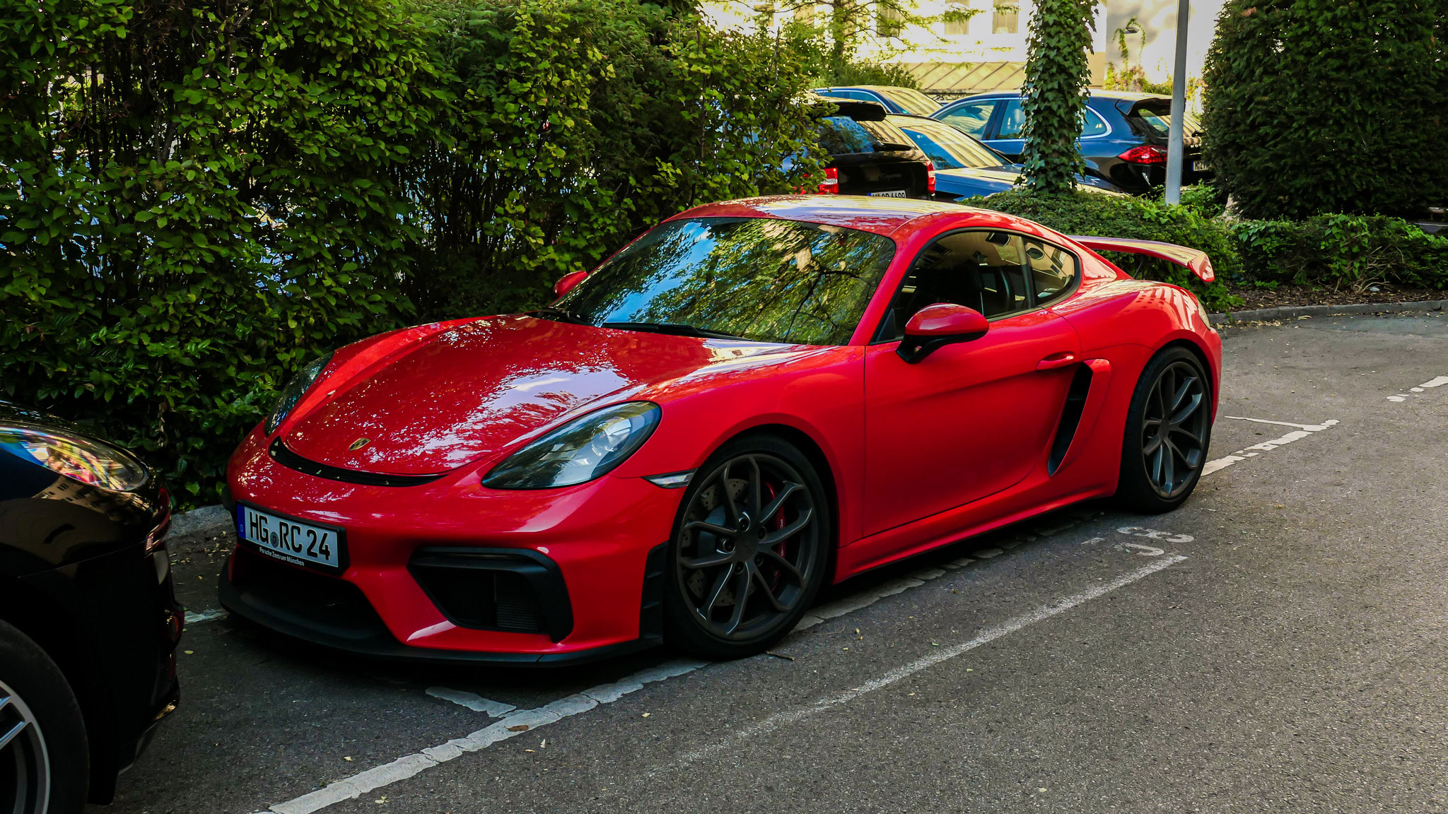 Porsche Cayman GT4 - HG-RC24