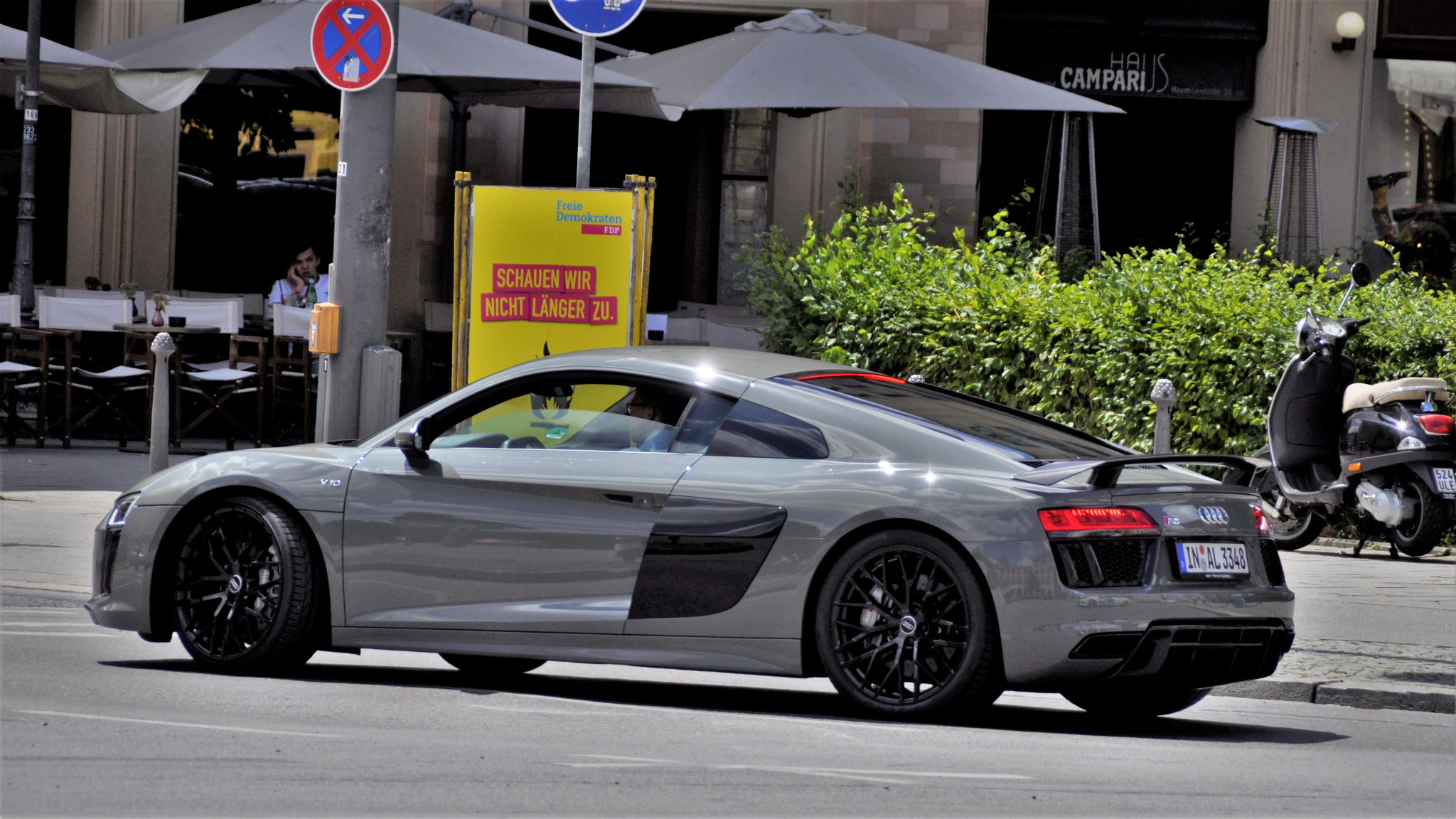 Audi R8 V10 - IN-AL3348