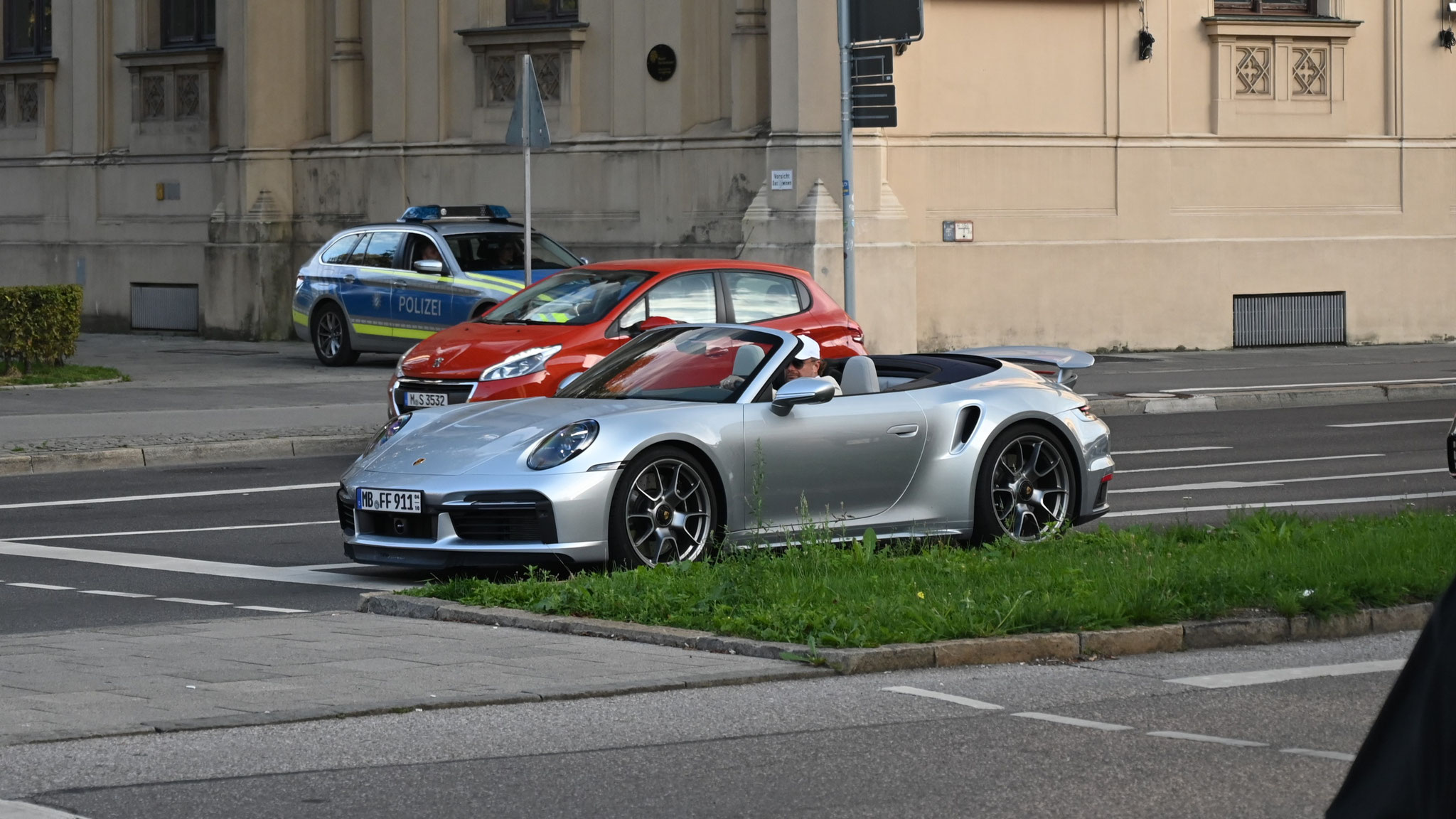 Porsche 992 Turbo S Cabriolet - MB-FF911