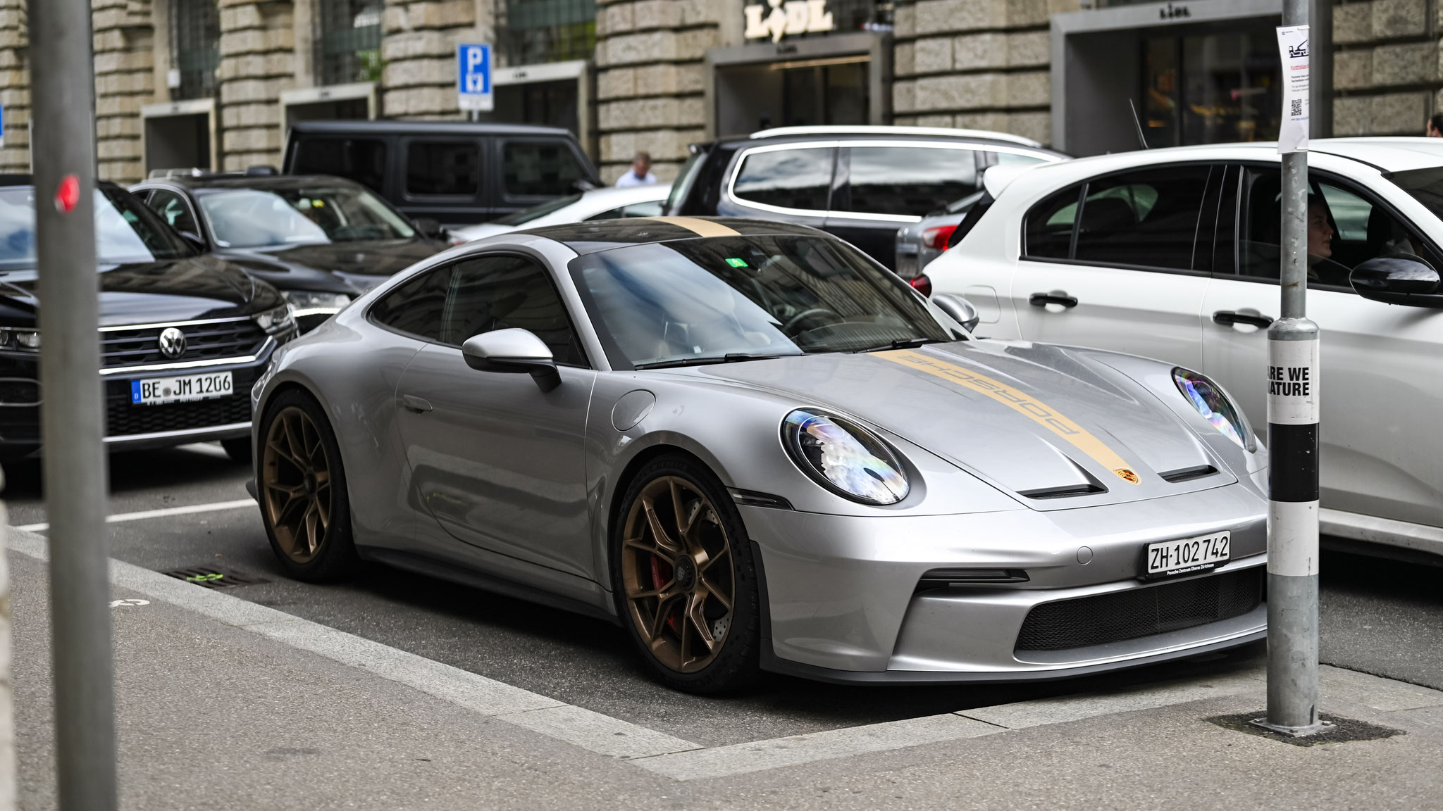Porsche 992 GT3 Touring - ZH102742 (CH)