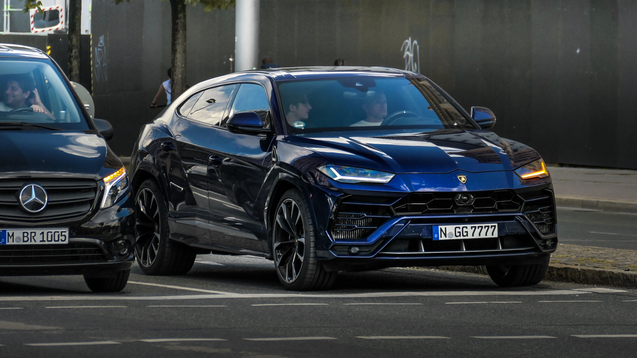 Lamborghini Urus - N-GG7777