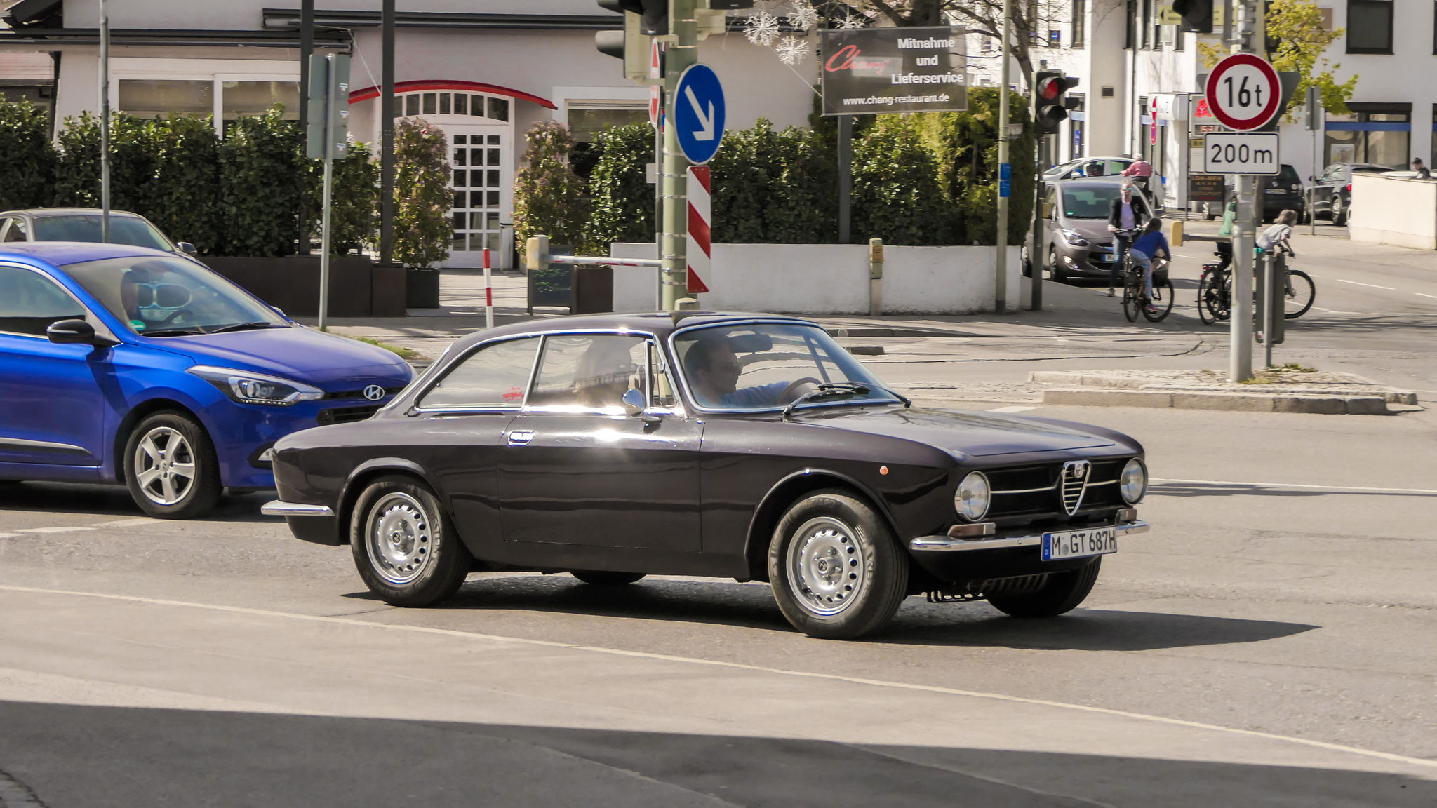 Alfa Romeo Giulia Sprint GT - M-GT687H