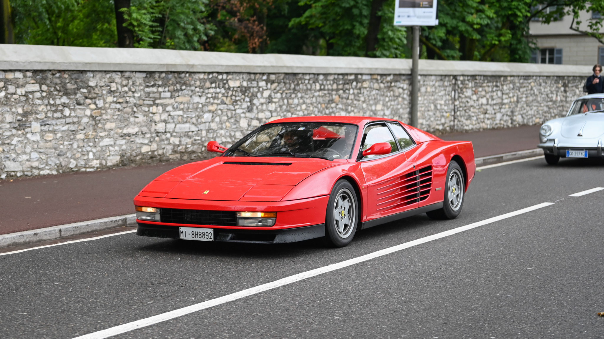 Ferrari testarossa - MI8H8892 (ITA)