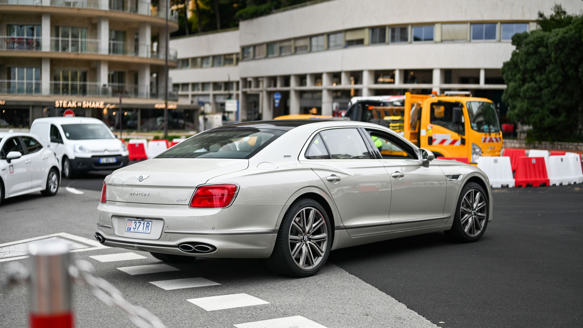 Bentley Flying Spur - 371R (MC)
