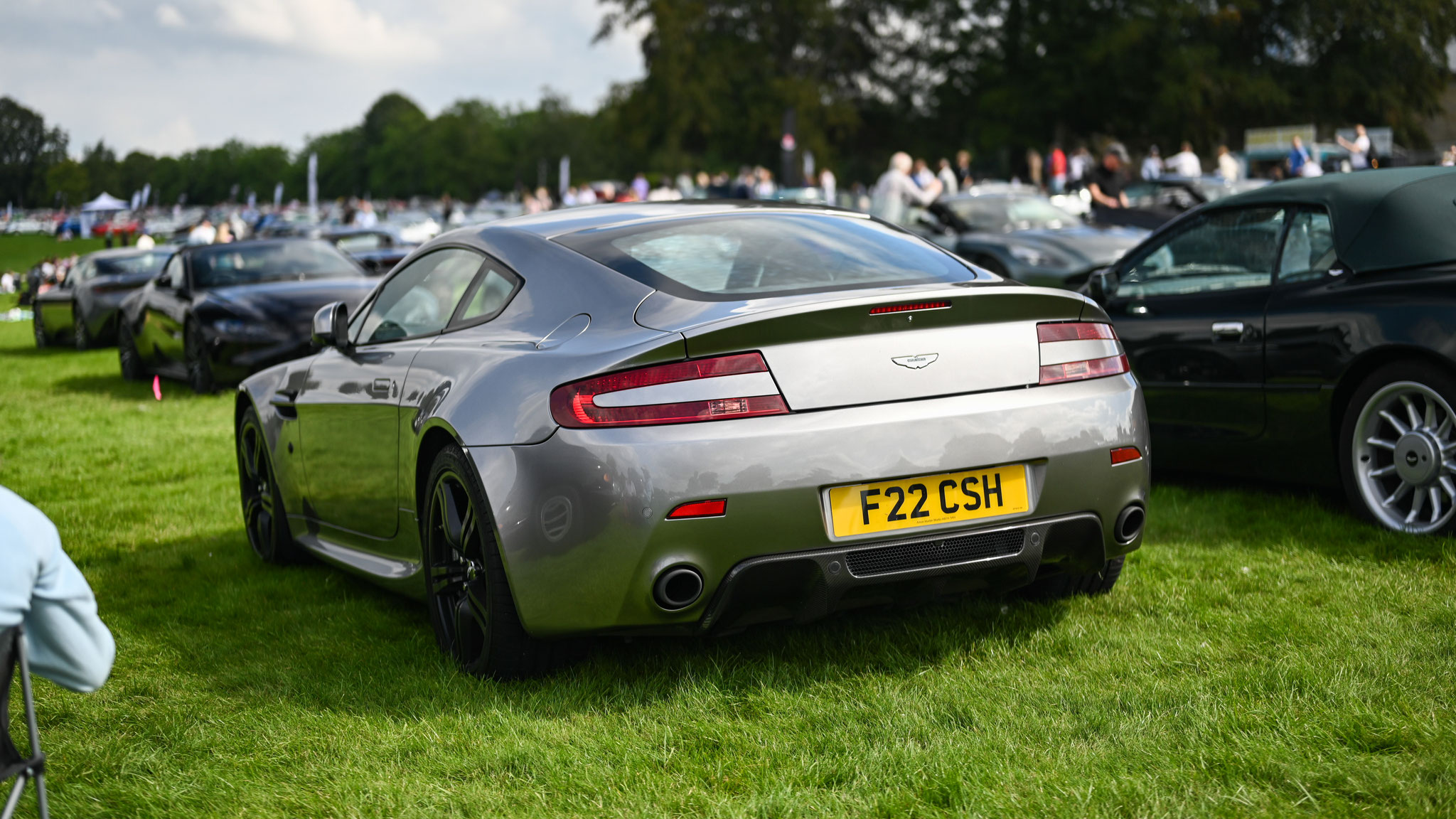 Aston Martin Vantage V8 - F22CSH (GB)