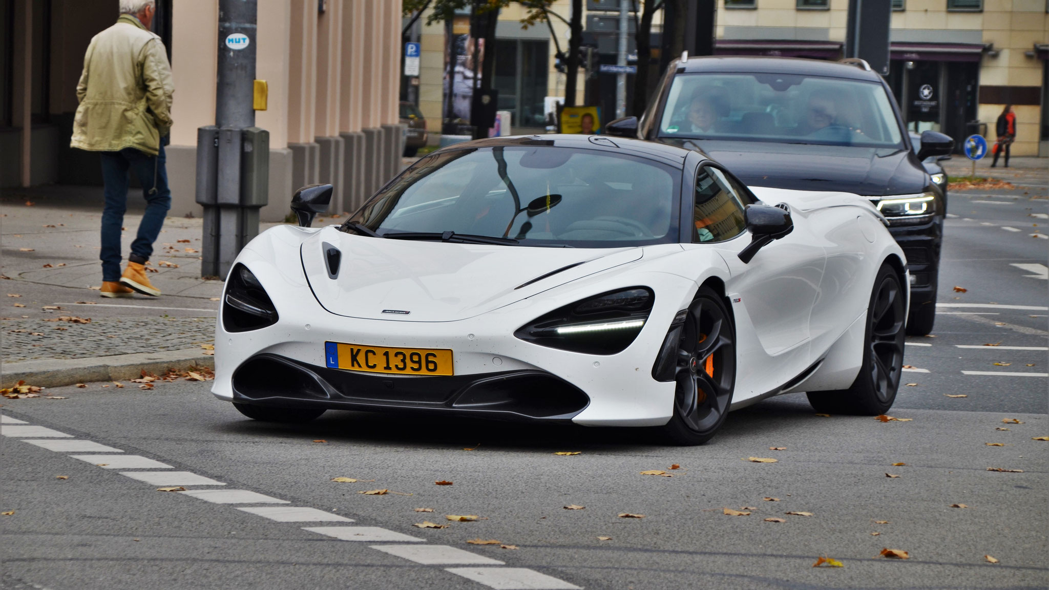 McLaren 720S - KC7396 (LUX)
