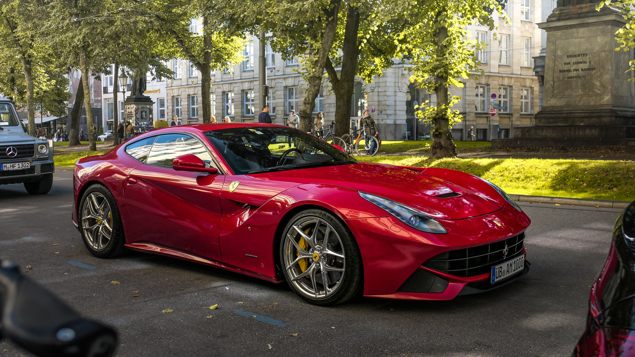 Ferrari F12 Berlinetta - ÜB-AM1000