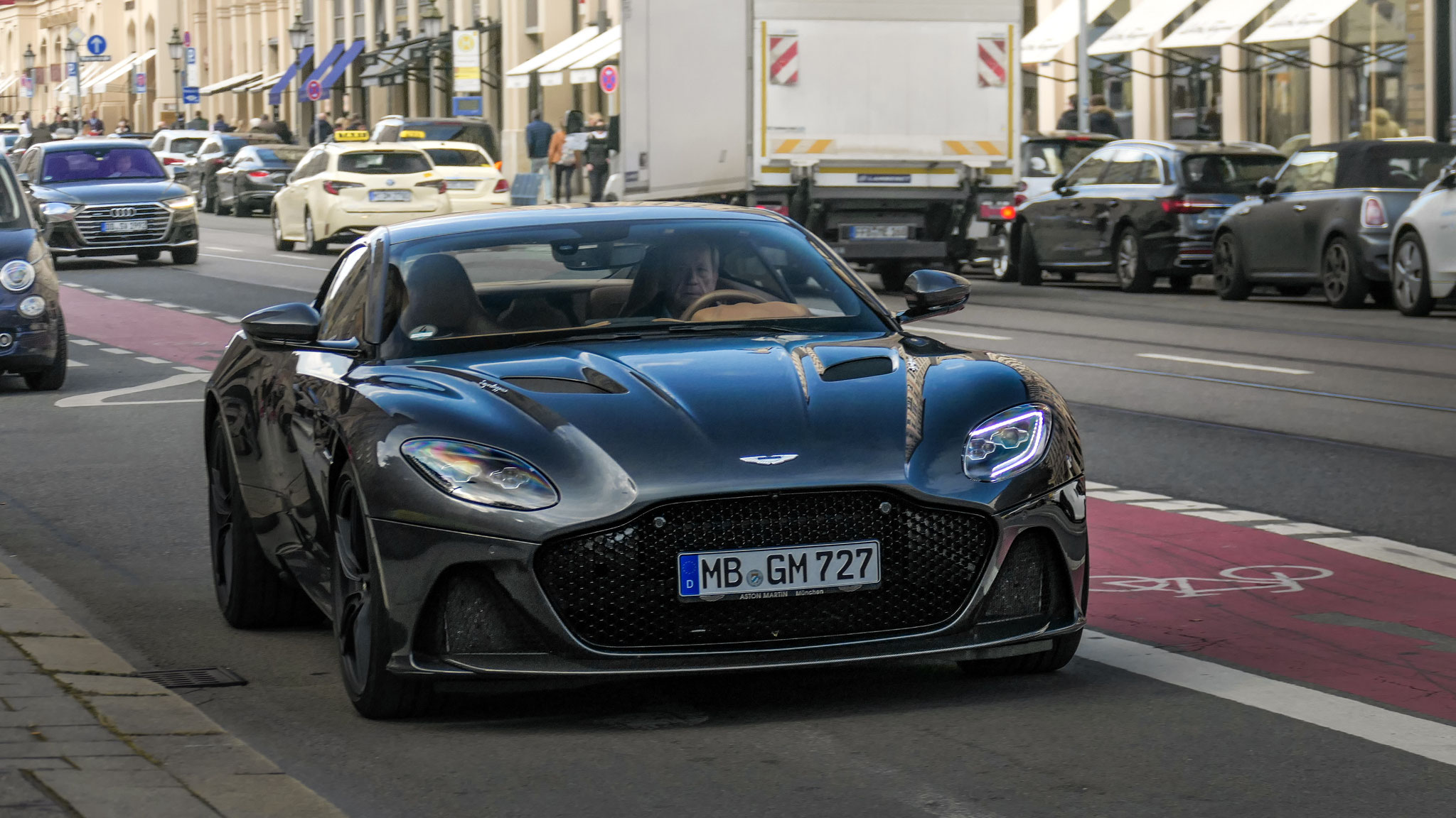 Aston Martin DBS Superleggera - MB-GM727