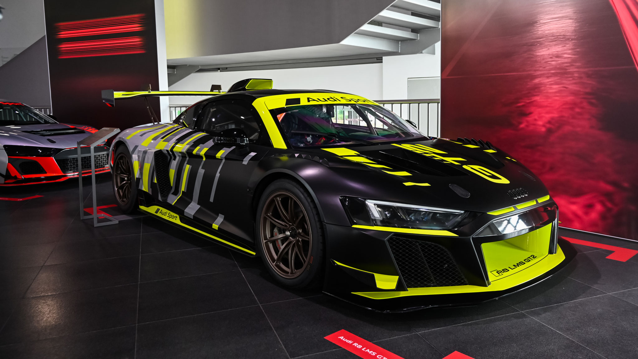 Audi R8 LMS GT2