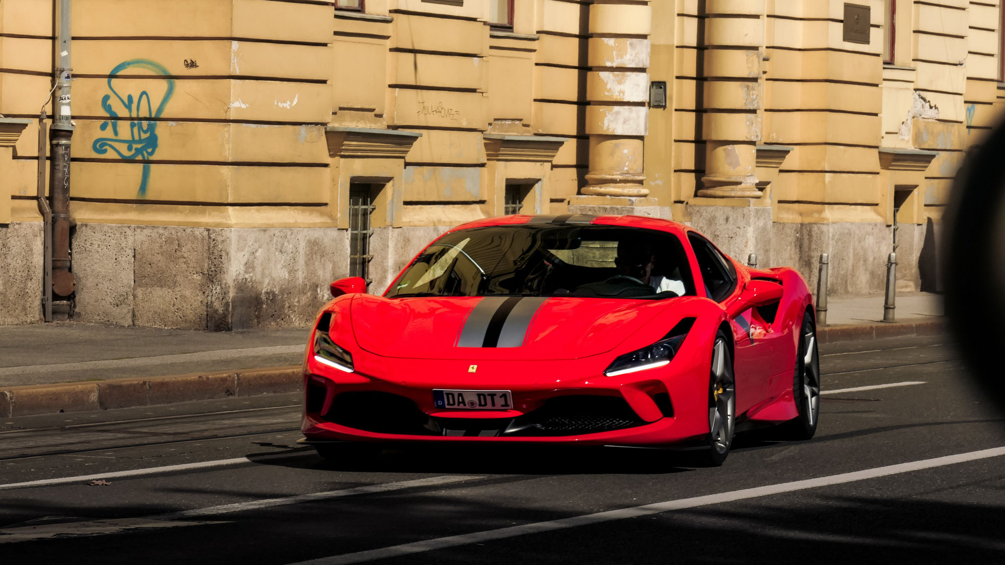 Ferrari F8 Tributo - DA-DT1
