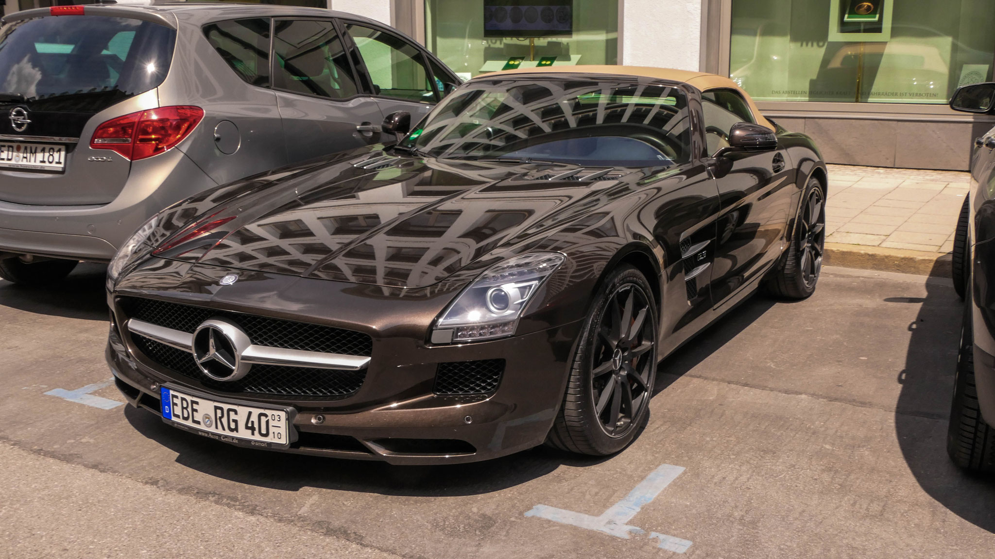 AMG SLS Roadster - EBE-RG40
