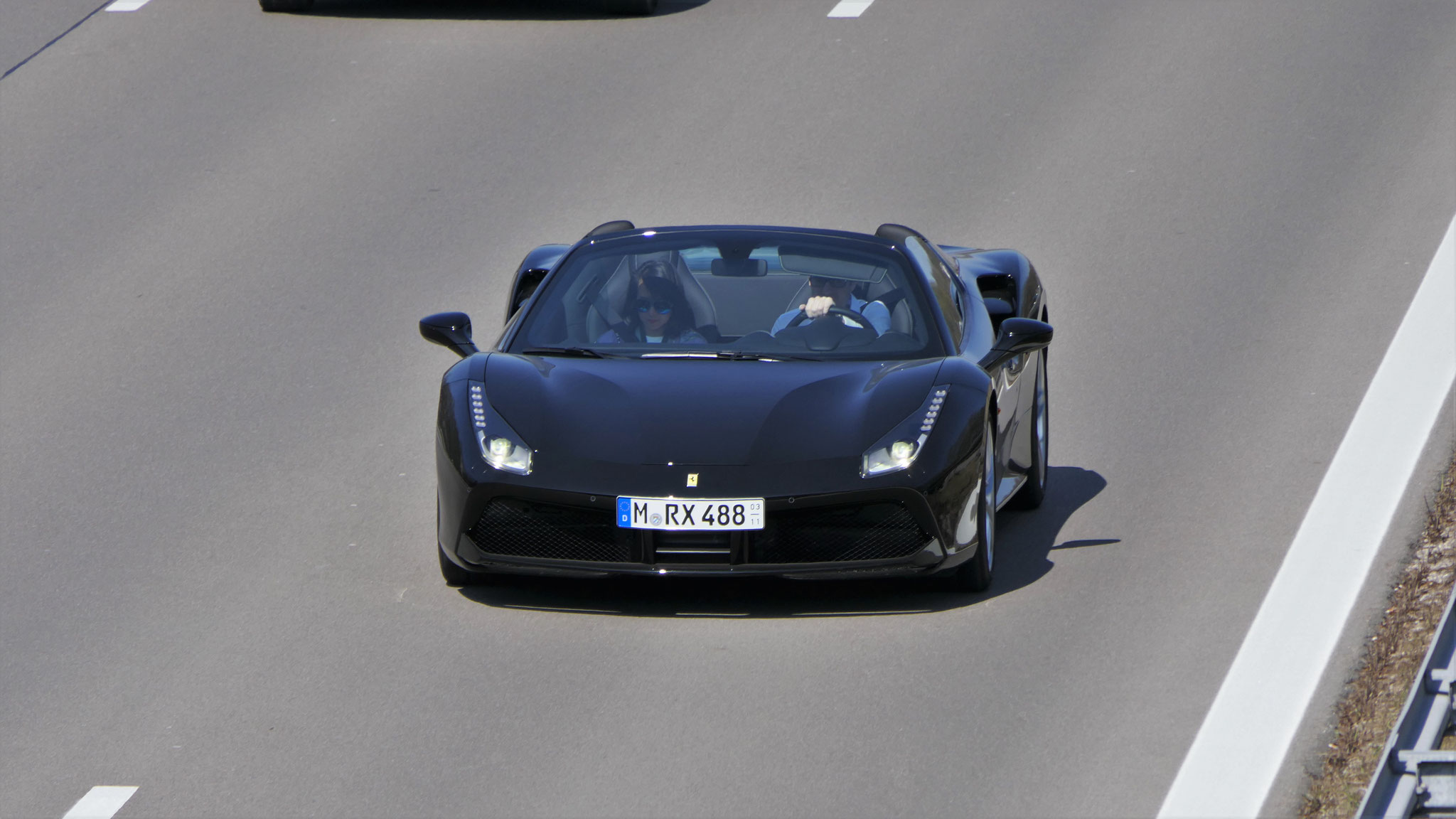 Ferrari 488 Spider - M-RX488