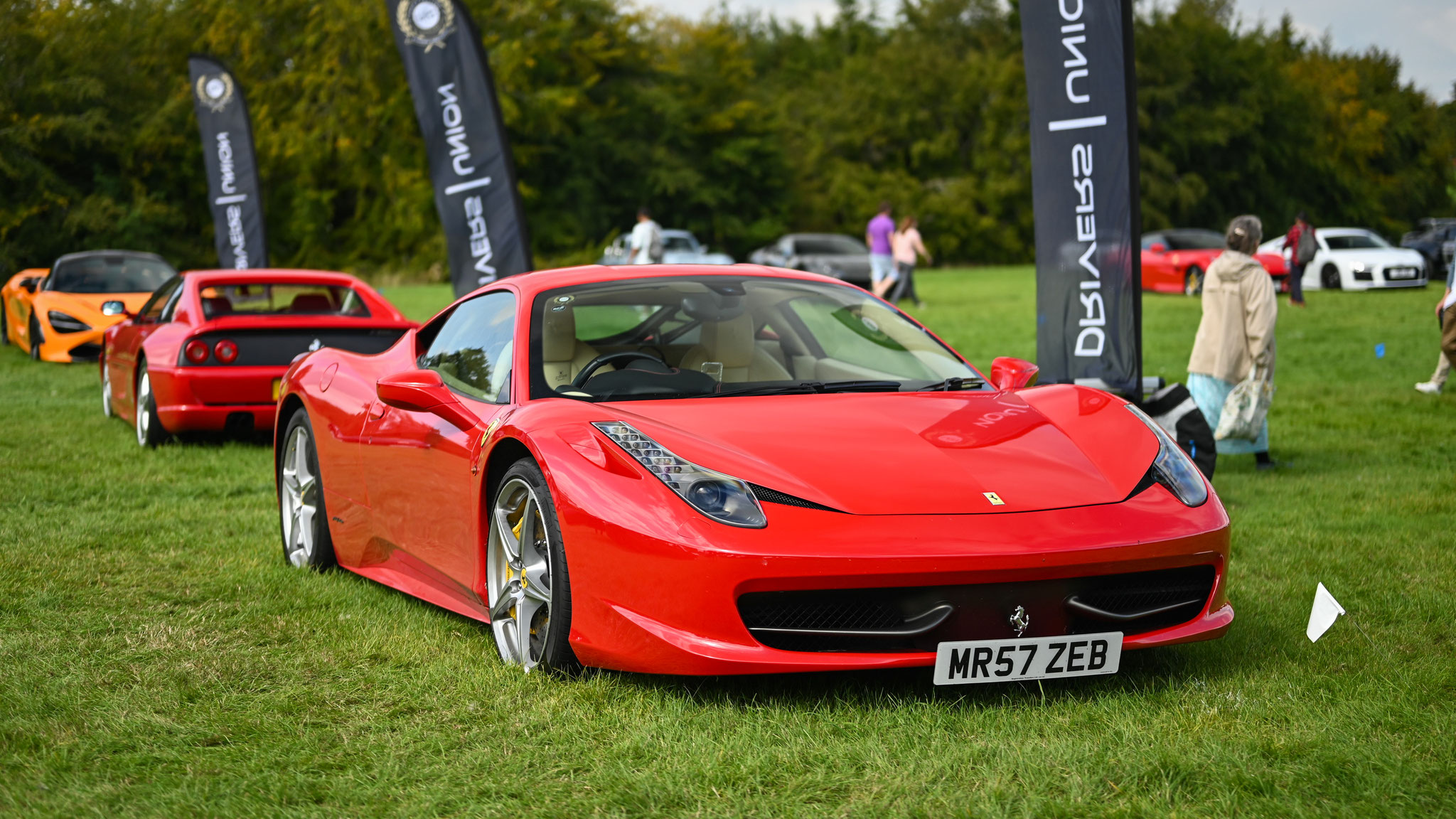 Ferrari 458 Italia - M57ZEB (GB)