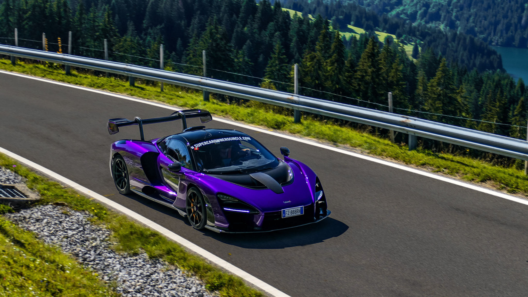 McLaren Senna - FZ888RH (ITA)