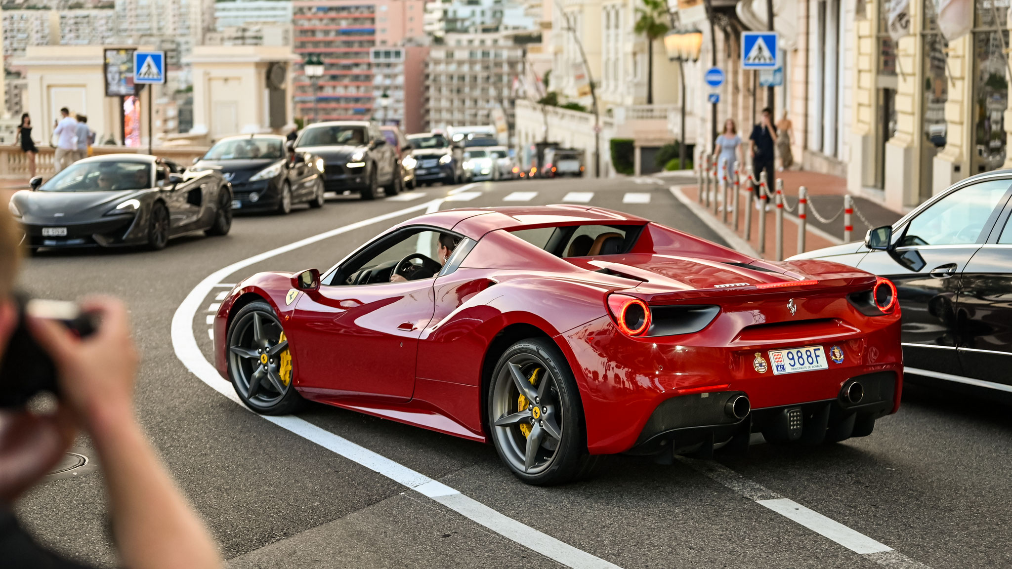 Ferrari 488 Spider - 988F (MC)