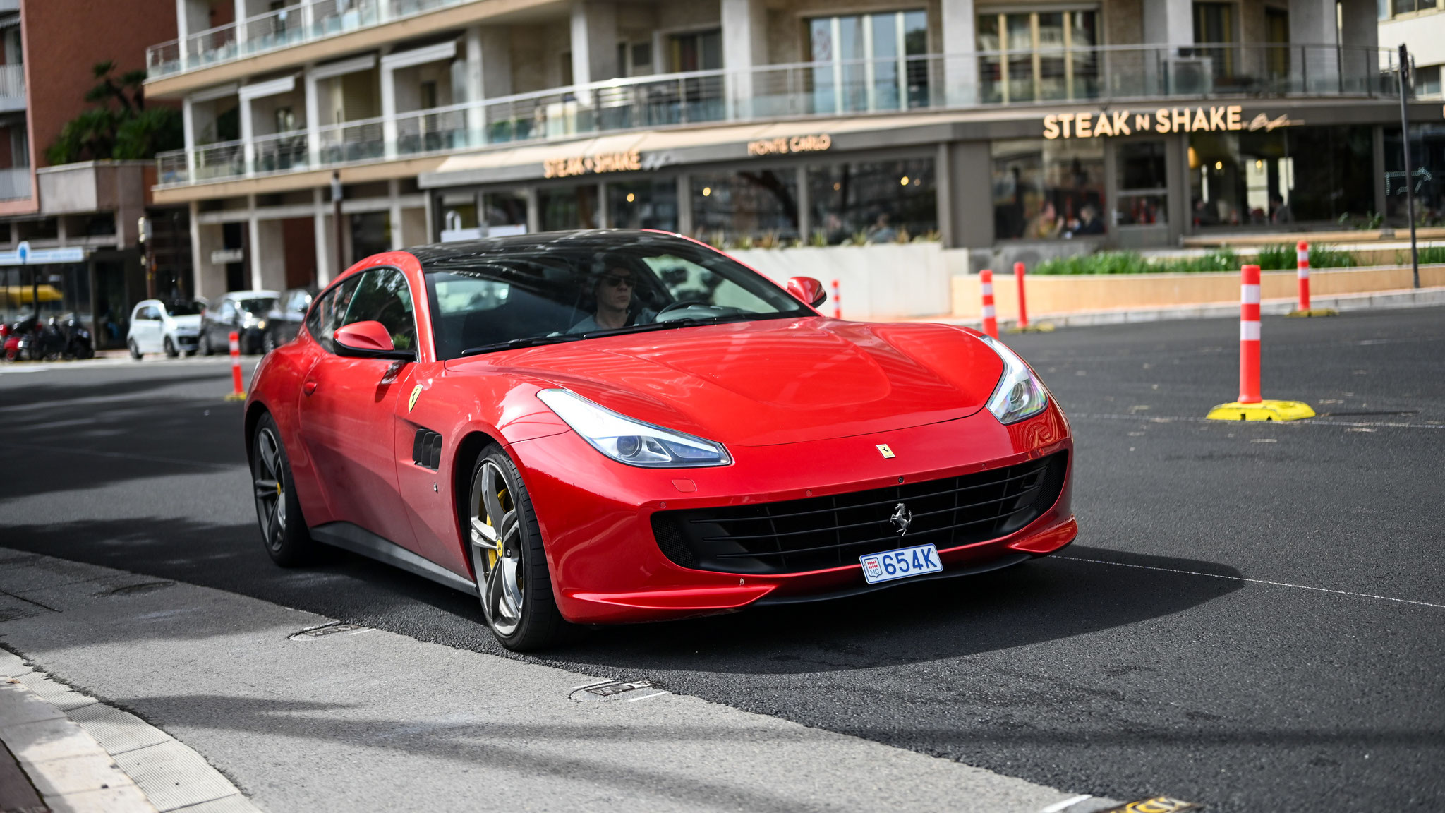 Ferrari GTC4 Lusso - 654K (MC)