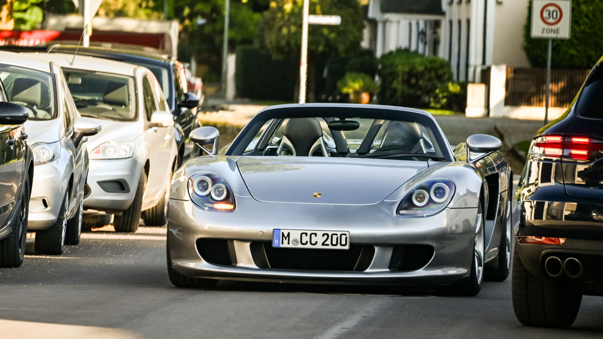 Porsche Carrera GT - M-CC200