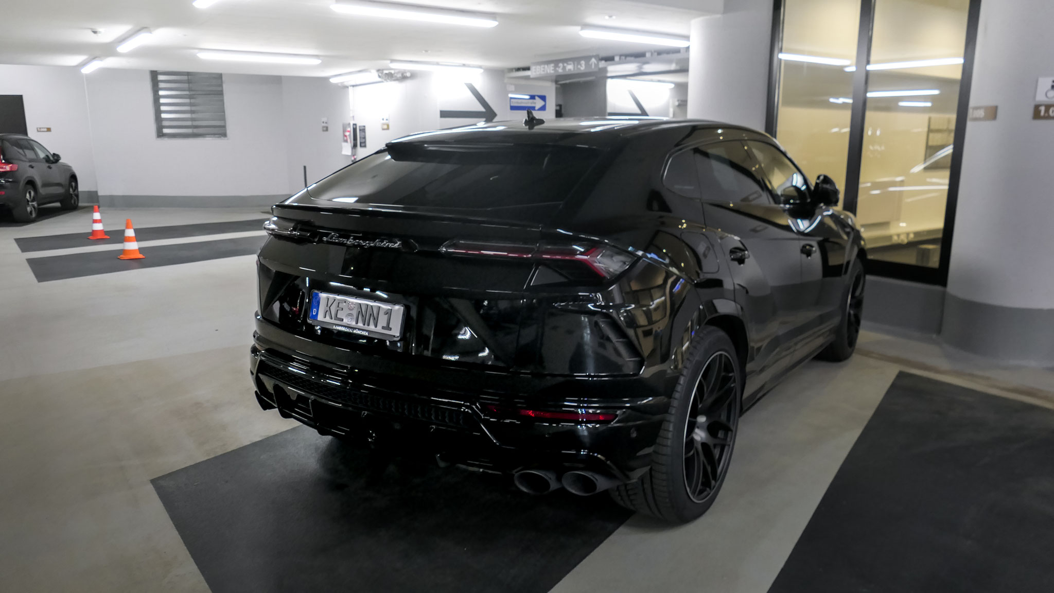 Lamborghini Urus - KE-NN1