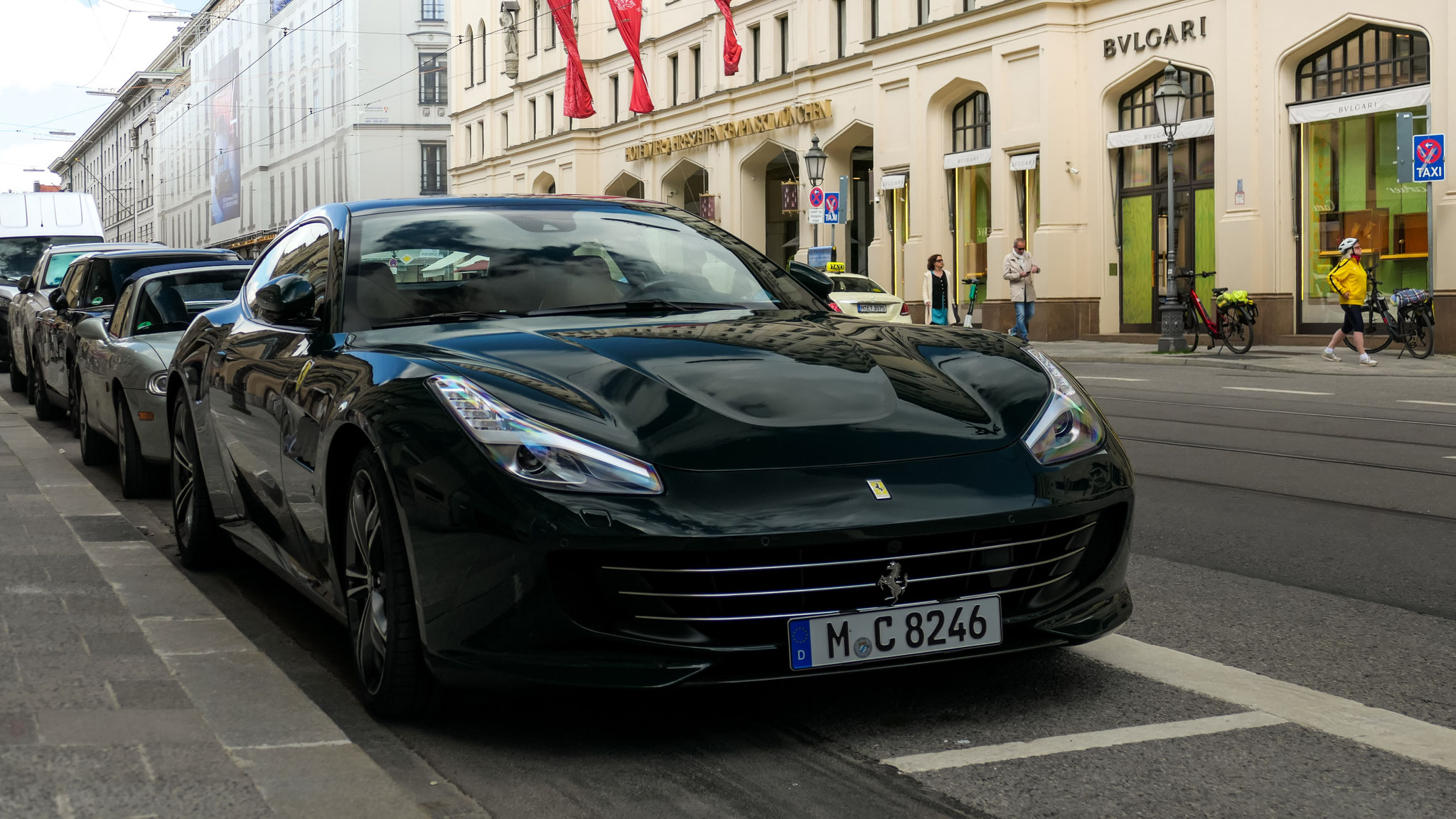 Ferrari GTC4 Lusso - M-C8246