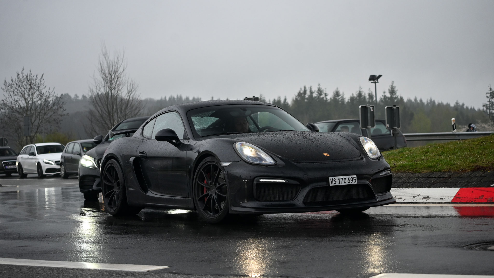 Porsche Cayman GT4 - VS170695 (CH)