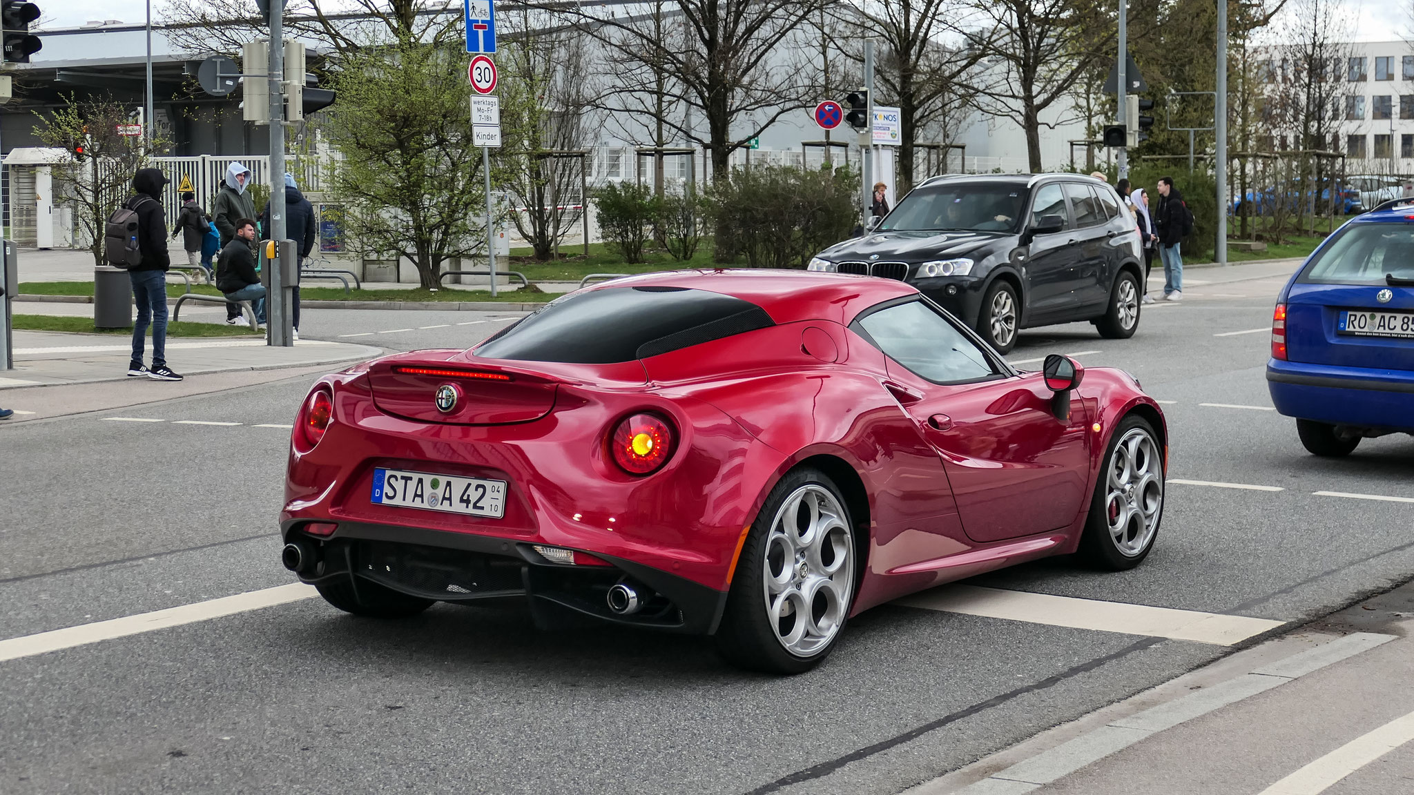 Alfa Romeo 4C - STA-A42