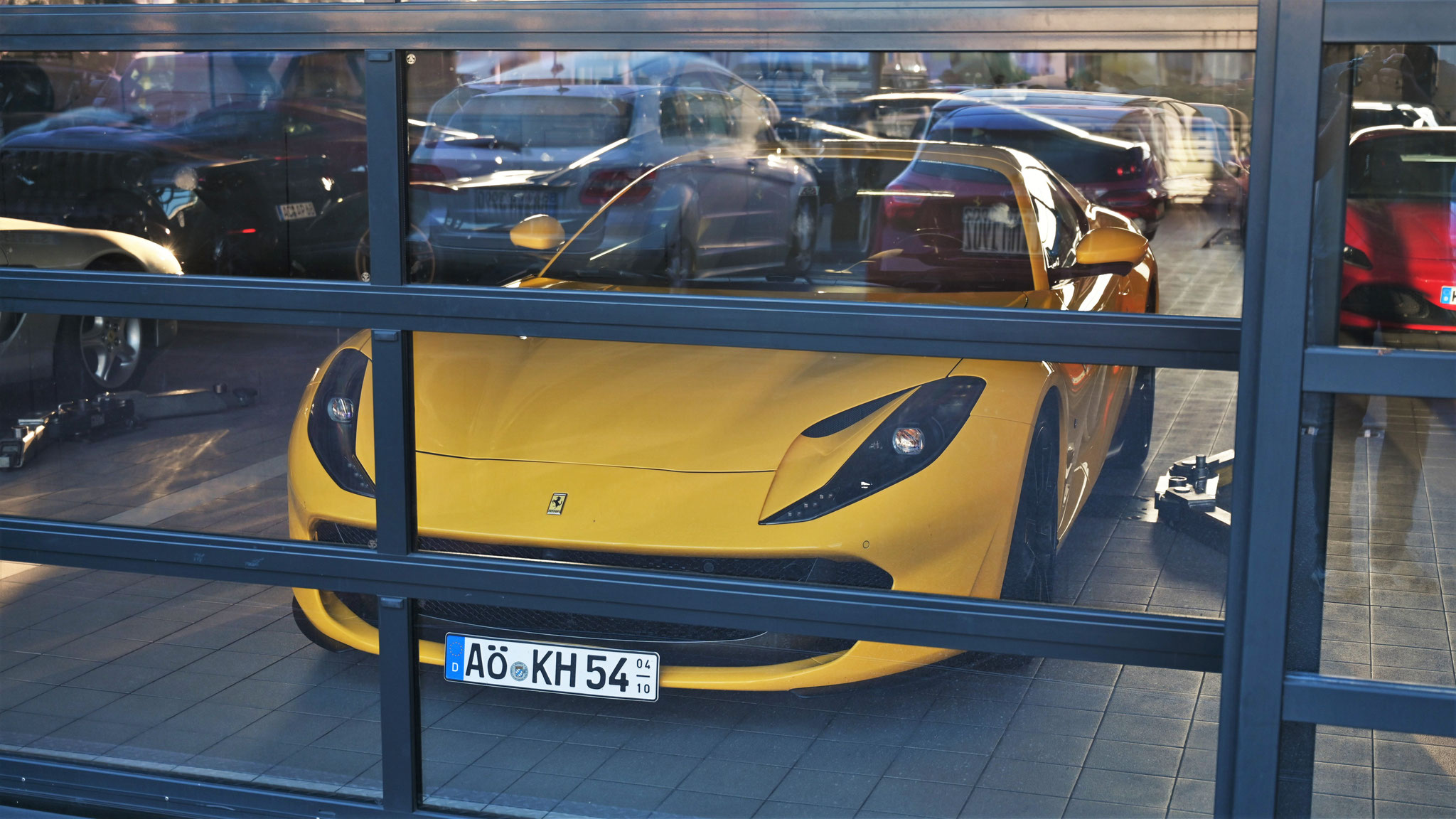 Ferrari 812 GTS - AÖ-KH54