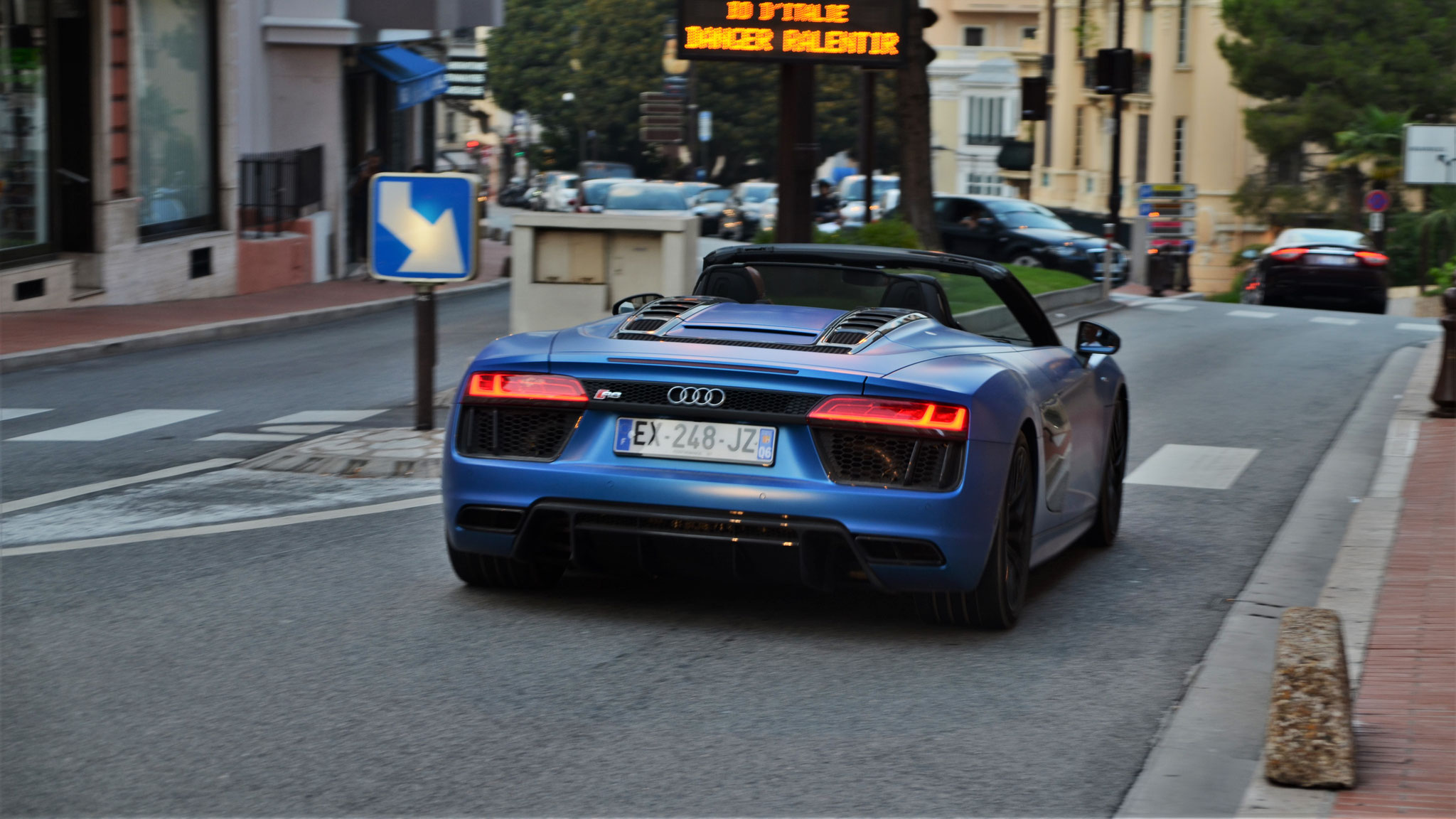 Audi R8 V10 Spyder - EX248JZ-06 (FRA)