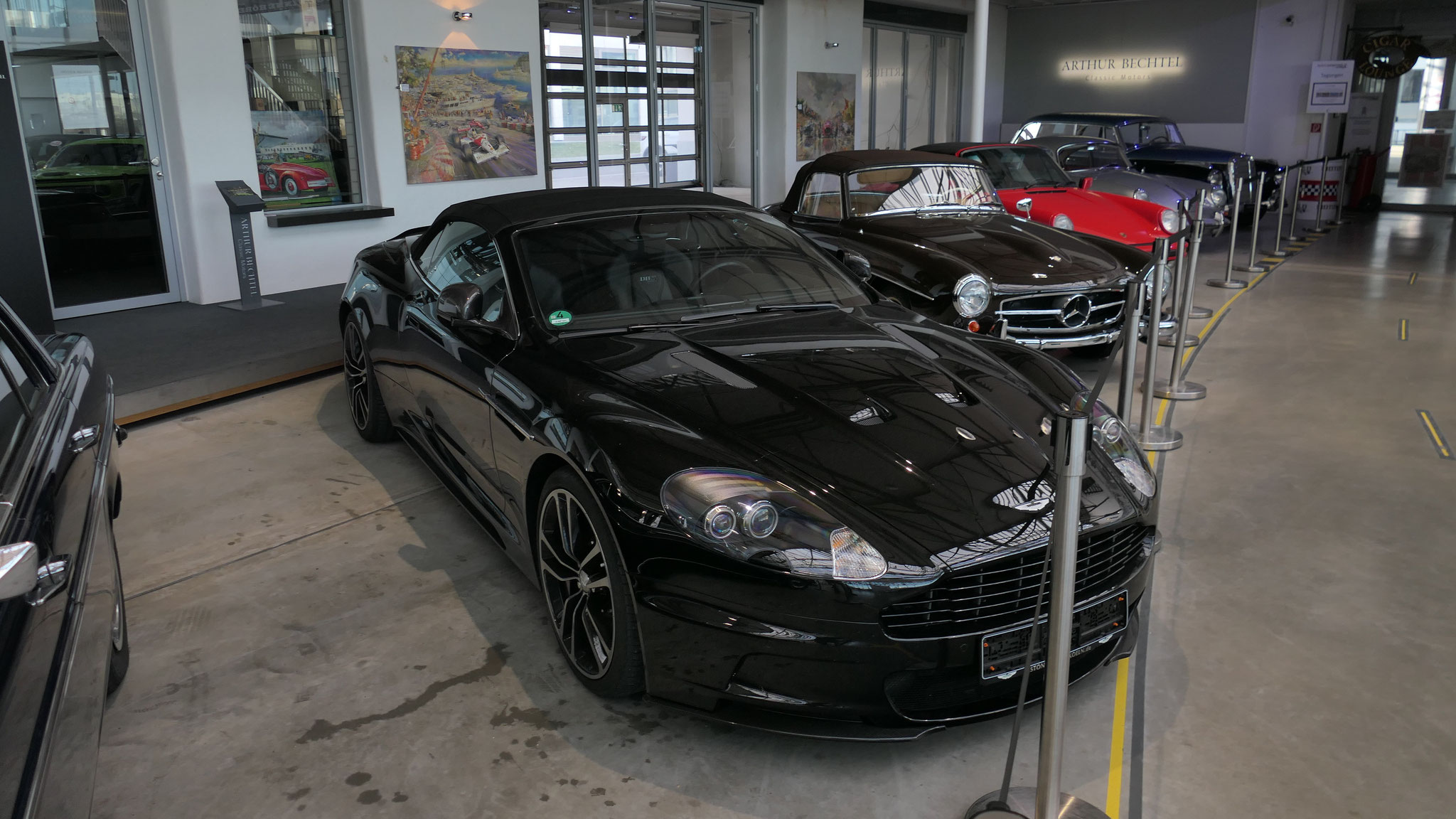 Aston Martin DBS Volante - D-MF501