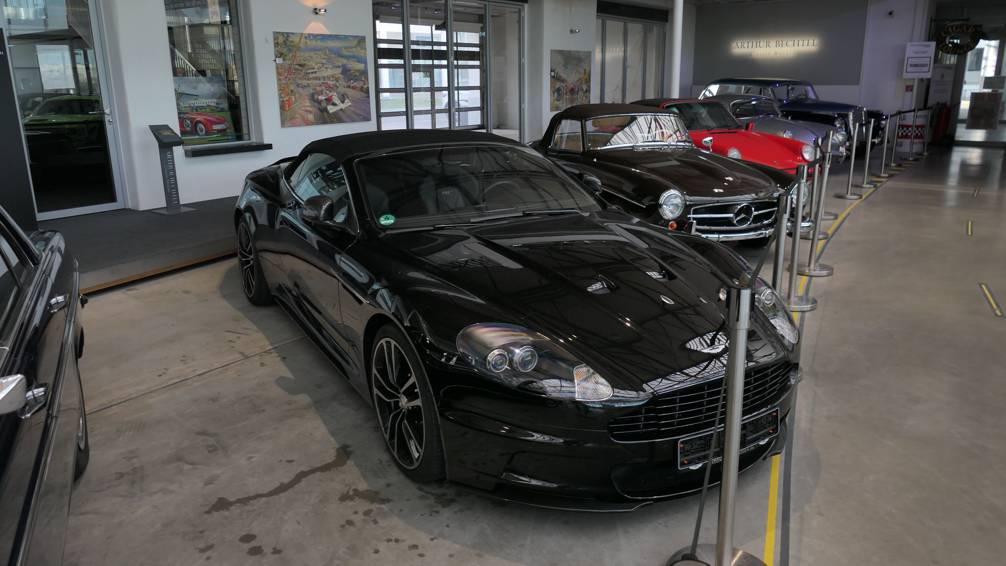 Aston Martin DBS Volante - D-MF501