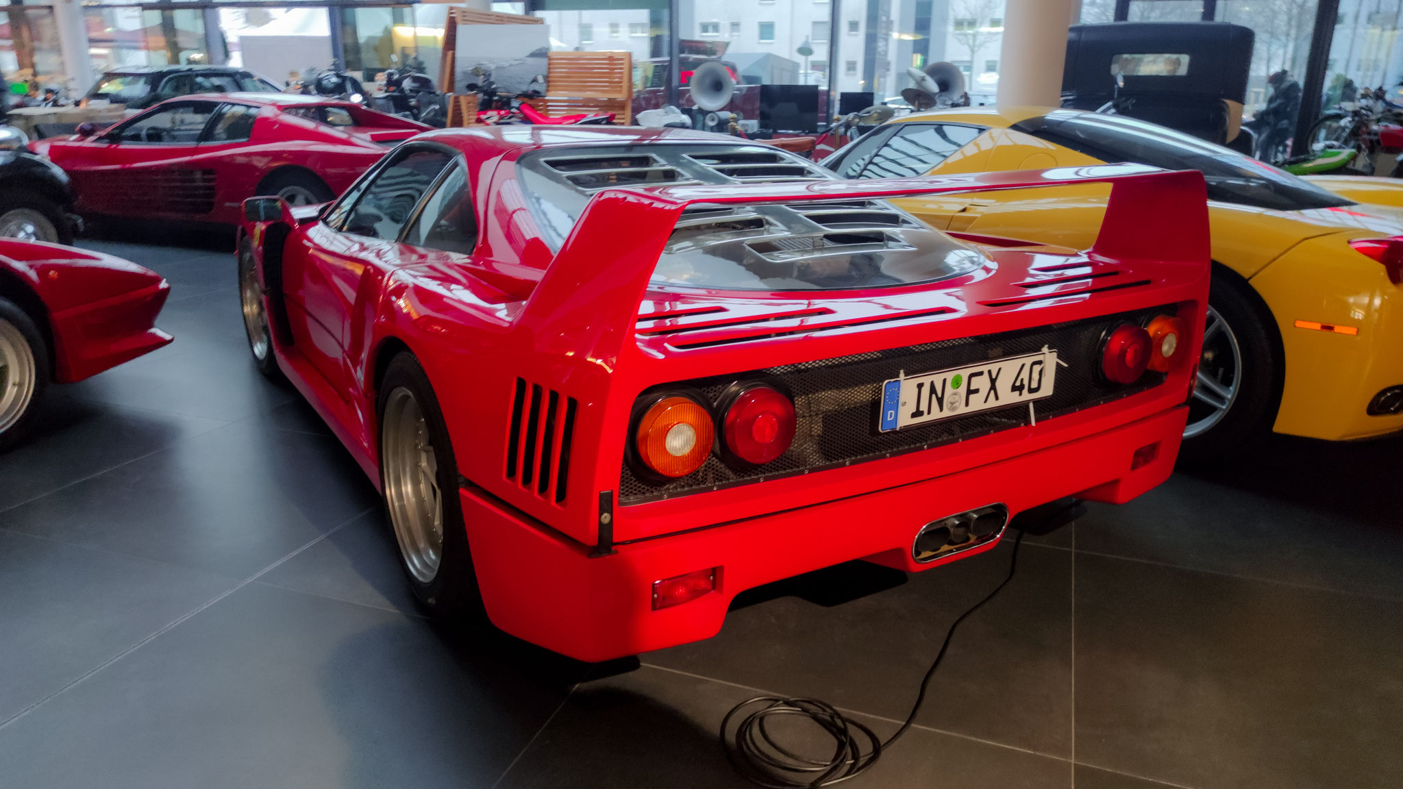 Ferrari F40 - IN-FX40